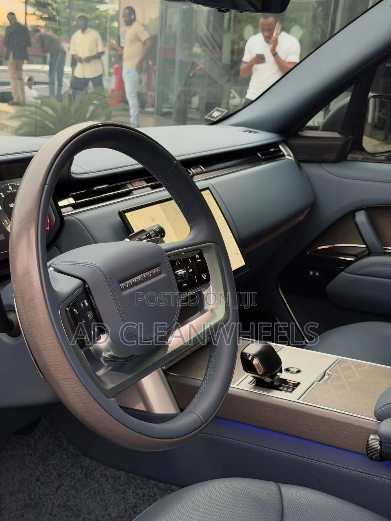 New Rover Land 2025 Black