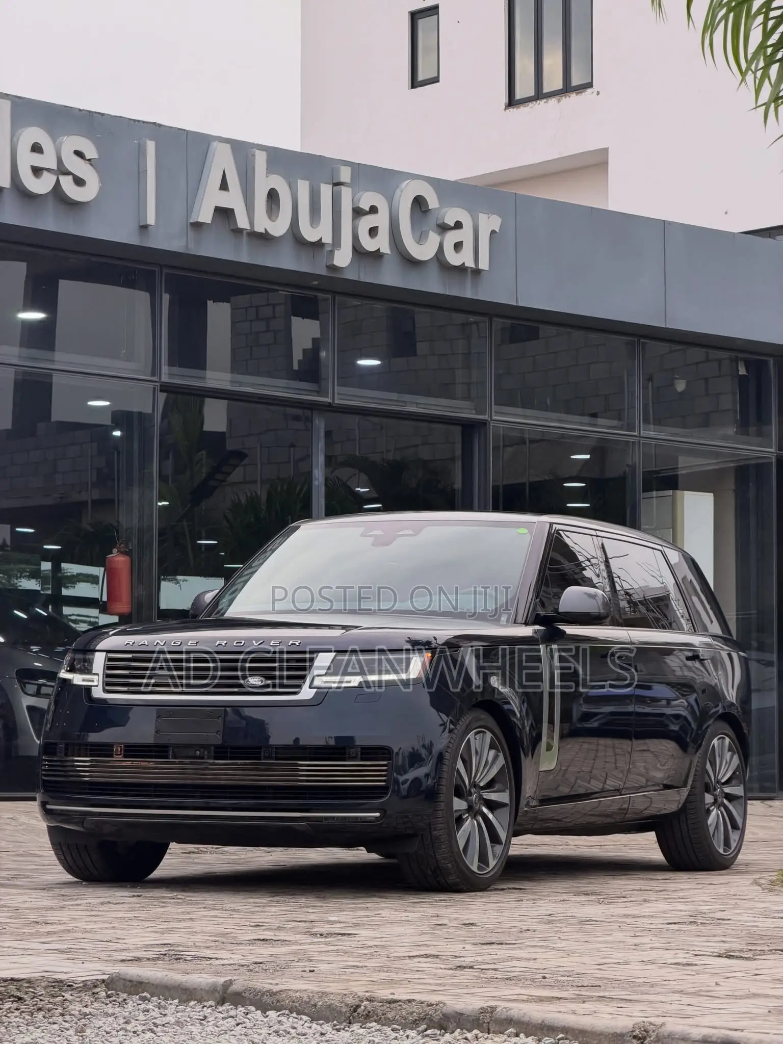 New Rover Land 2025 Black