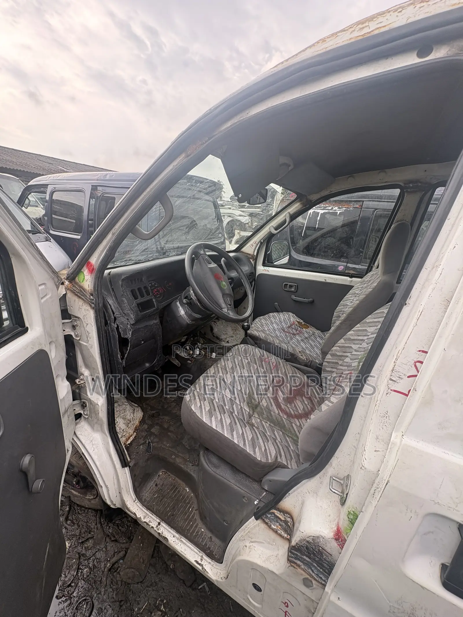 Daihatsu Hijet 2007 White