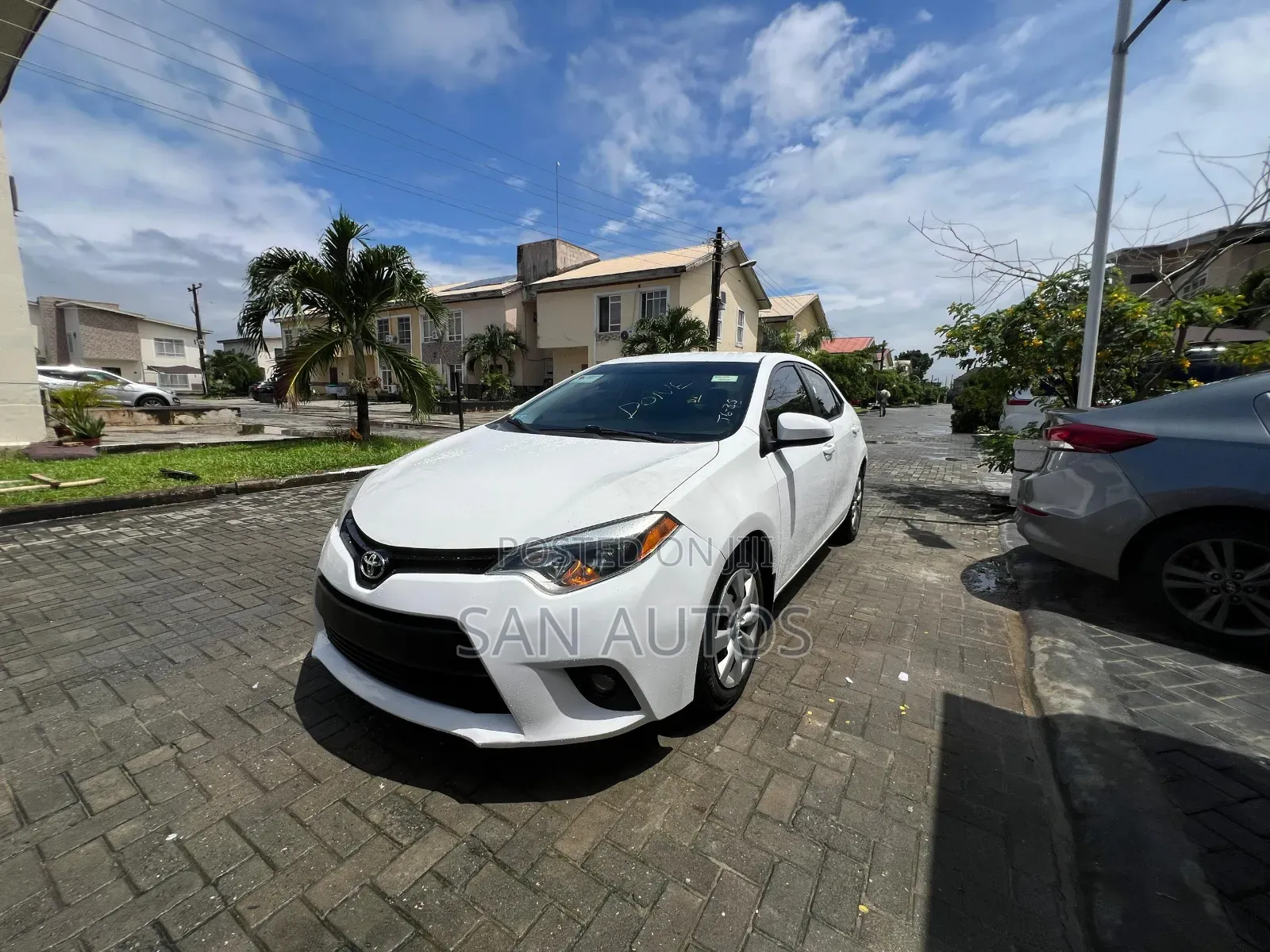 Toyota Corolla L 4dr Sedan (1.8L 4cyl 4A) 2014 White