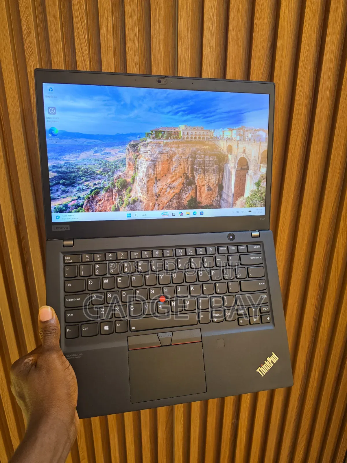 Laptop Lenovo ThinkPad T14s Gen 1 16GB Intel Core i7 SSD 512GB