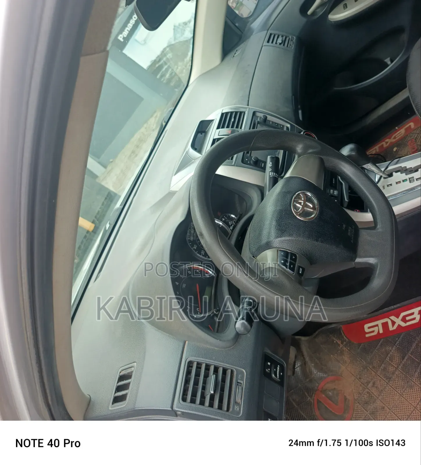Toyota Corolla 2013 Silver