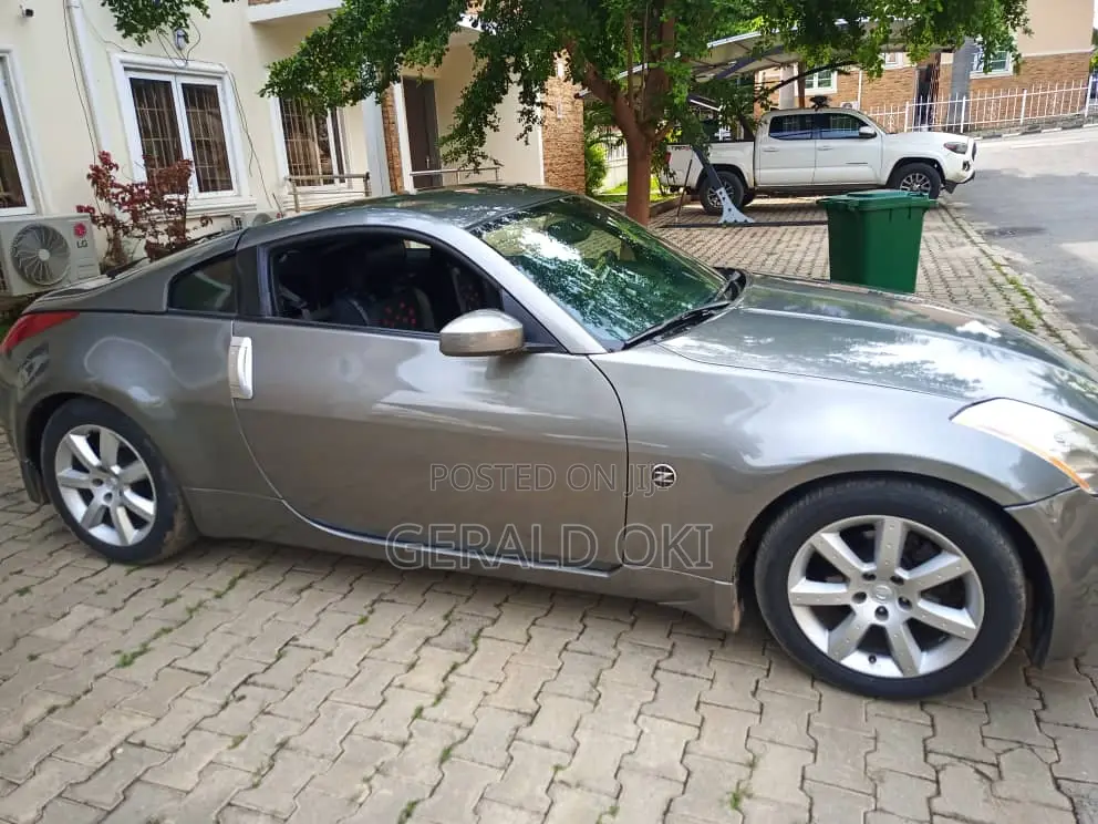 Nissan 350Z Coupe Touring 2004 Gray