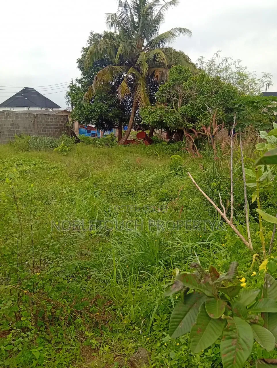 3bdrm Block of Flats in Ijagemo Ikotun for sale