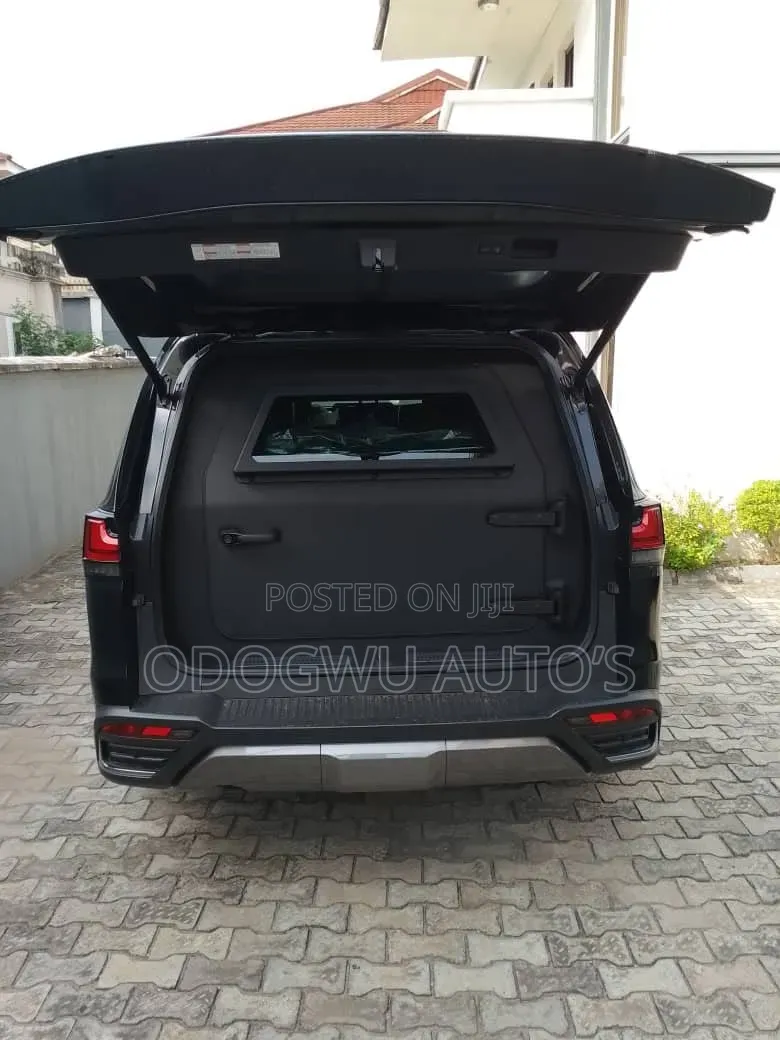 New Lexus LX 2025 Black