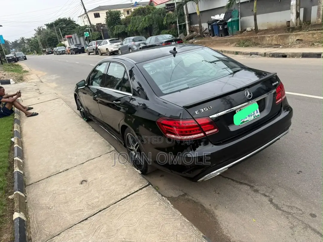 Mercedes-Benz E350 Base 4Matic Sedan AWD (3.5L 6cyl 7A) 2014 Black