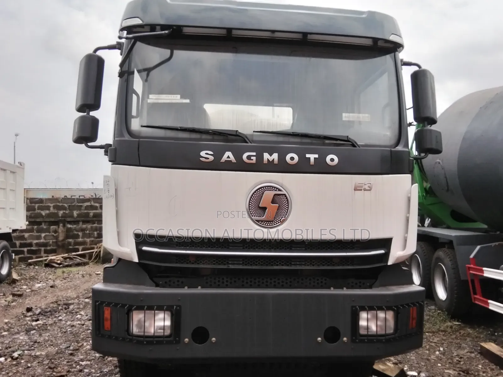 Howo Concrete Mixer Truck