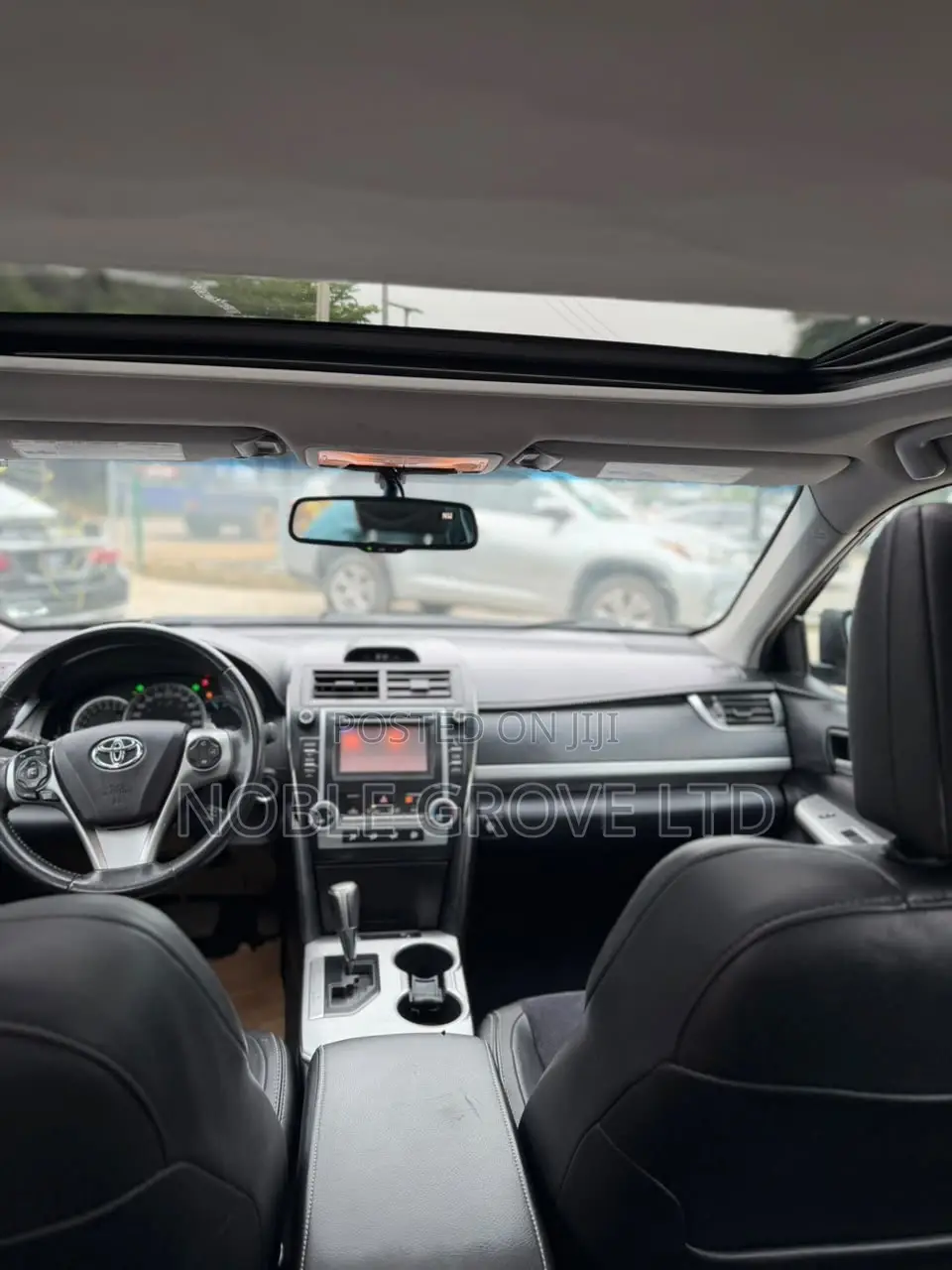 Toyota Camry SE 4dr Sedan (2.5L 4cyl 6A) 2013 Black