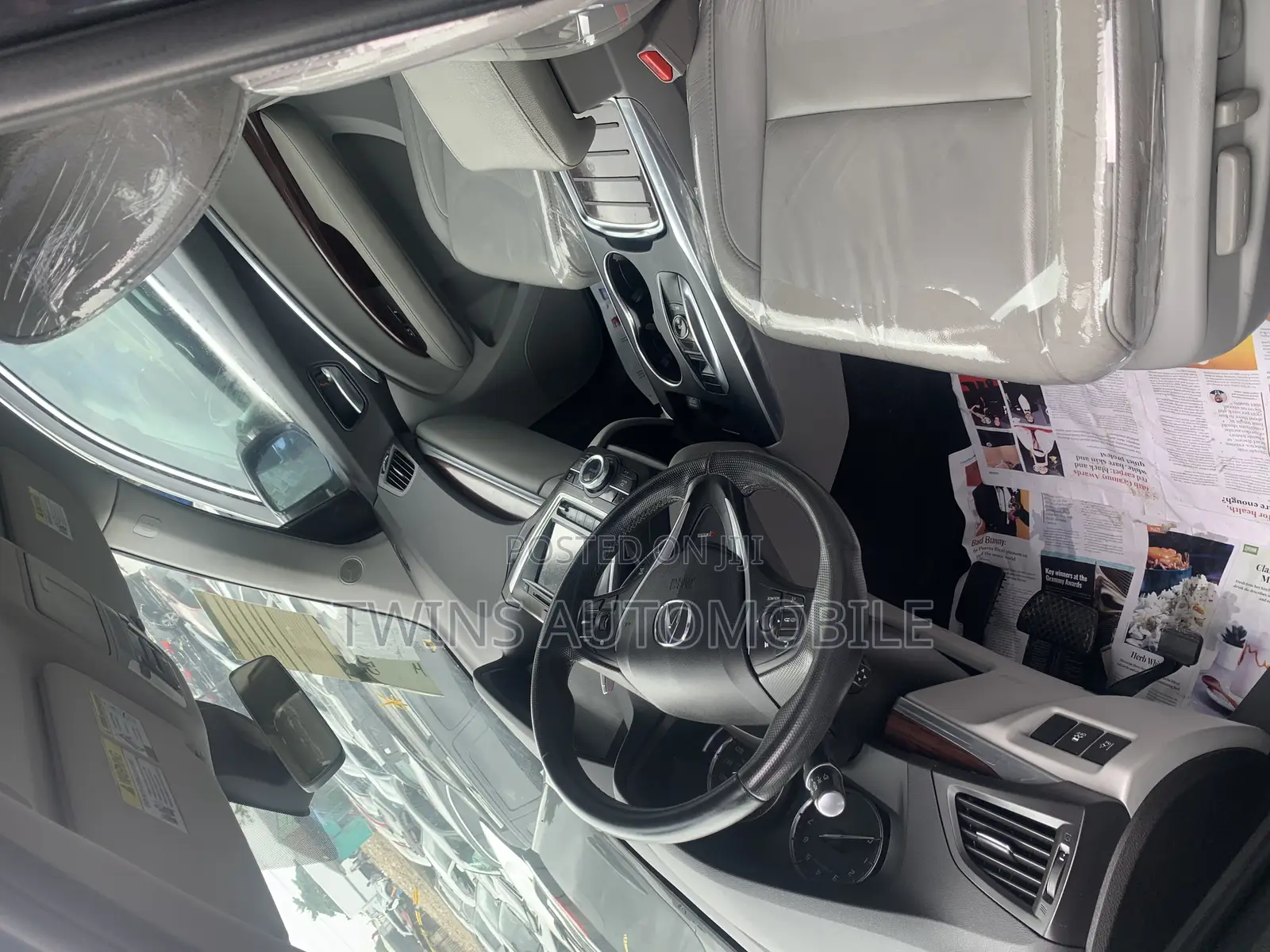 Acura MDX SUV 4dr FWD (3.5L 6cyl 9A) 2016 Gray