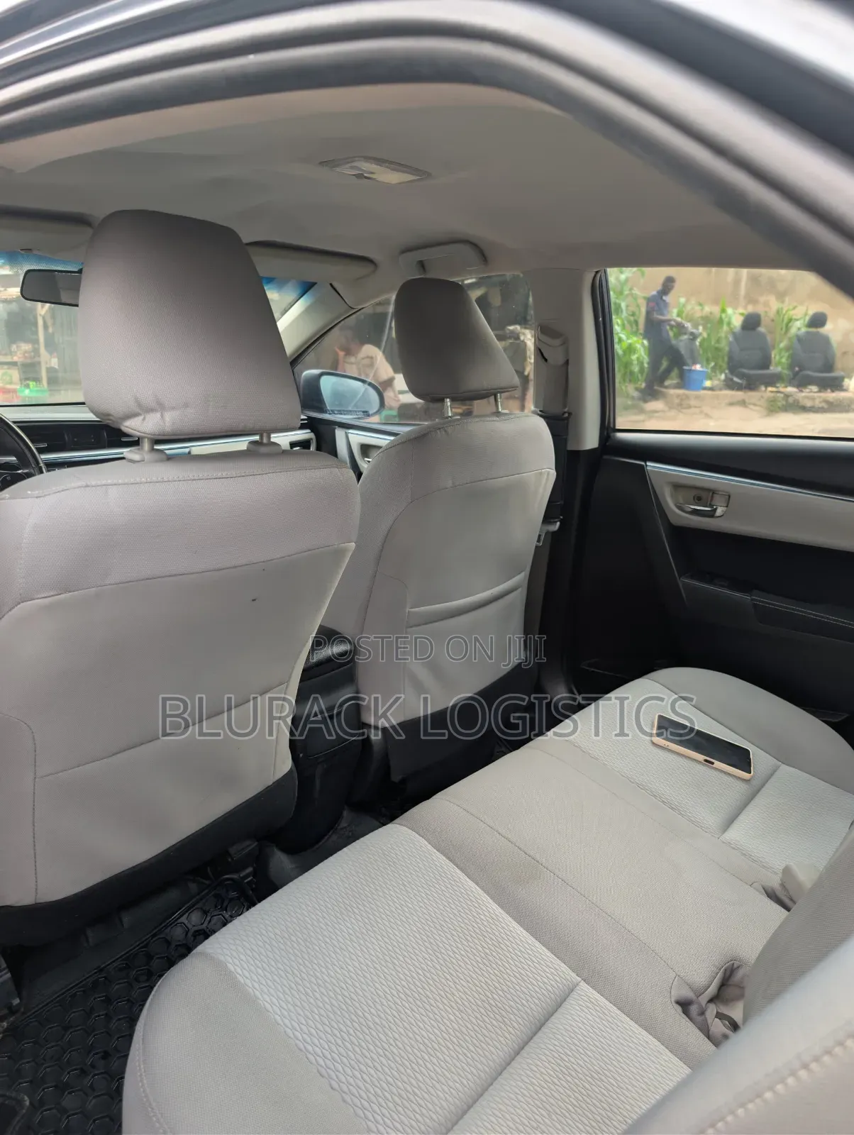 Toyota Corolla LE Premium 4dr Sedan (1.8L 4cyl CVT) 2016 Gray