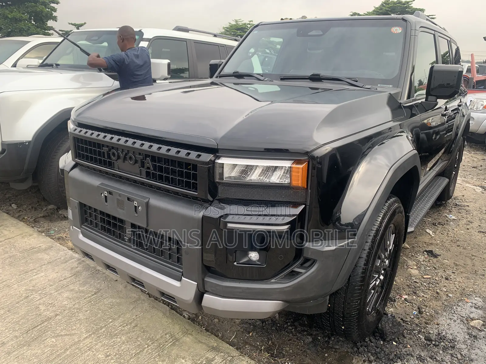 Toyota Land Cruiser 2025 Black