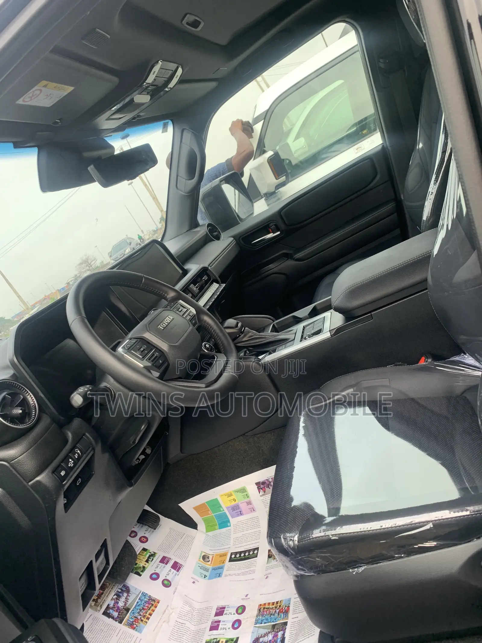Toyota Land Cruiser 2025 Black
