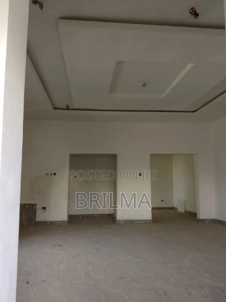 4 Bedroom Standalone Duplex (Office Space) in Kaura for Rent