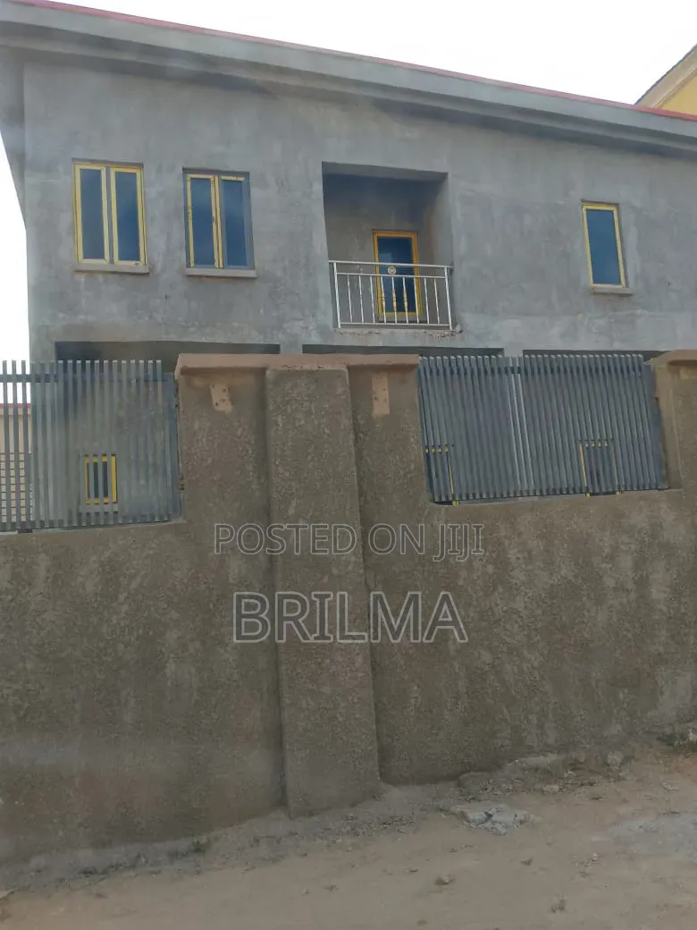 4 Bedroom Standalone Duplex (Office Space) in Kaura for Rent