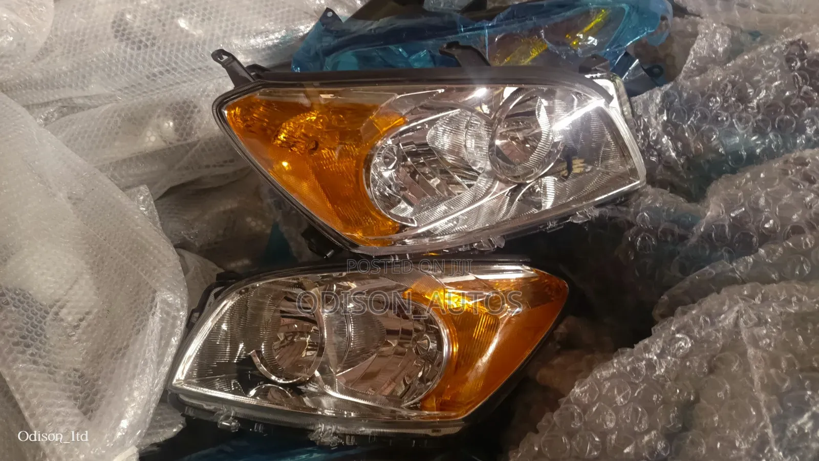 Headlight/Headlamp Toyota Rav4 2010 Brand New