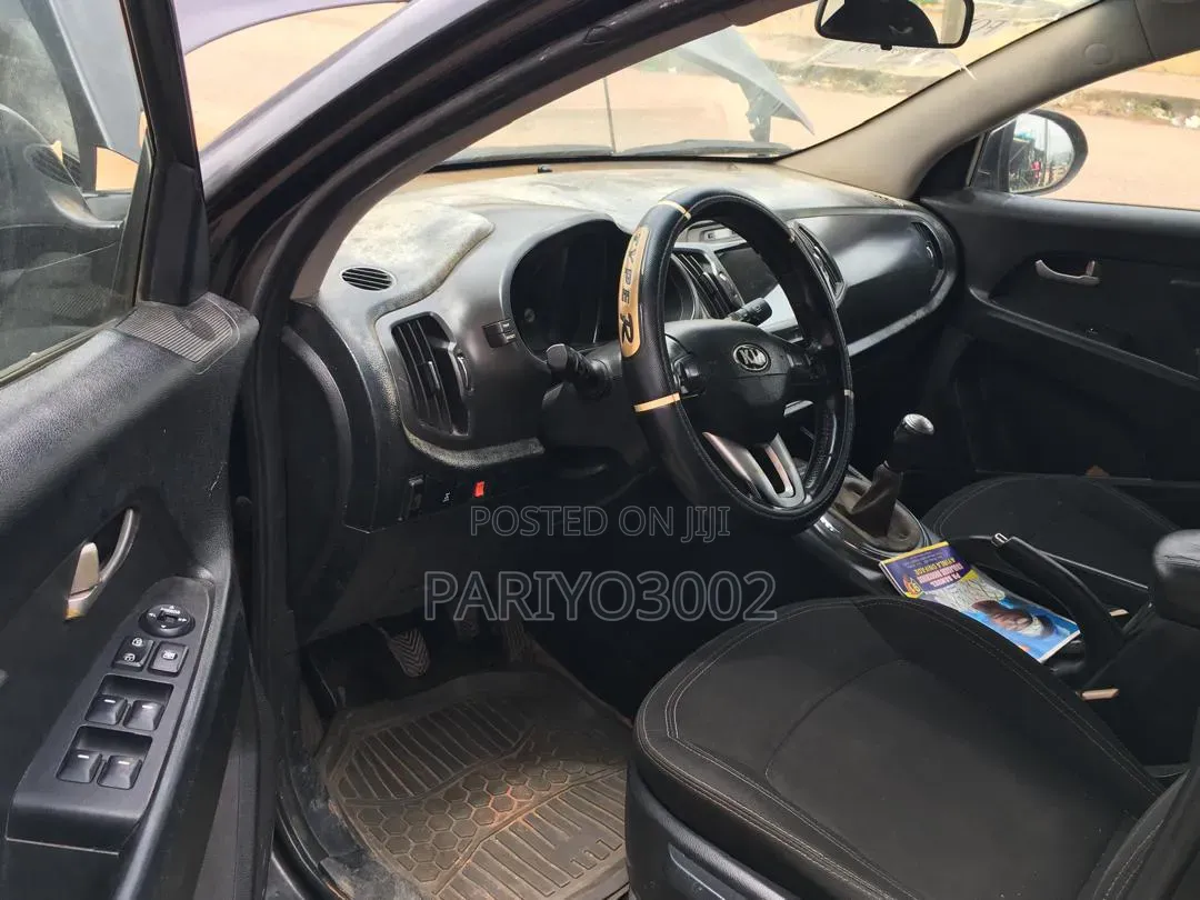 Kia Sportage 2.0 L 4WD 2009 Black