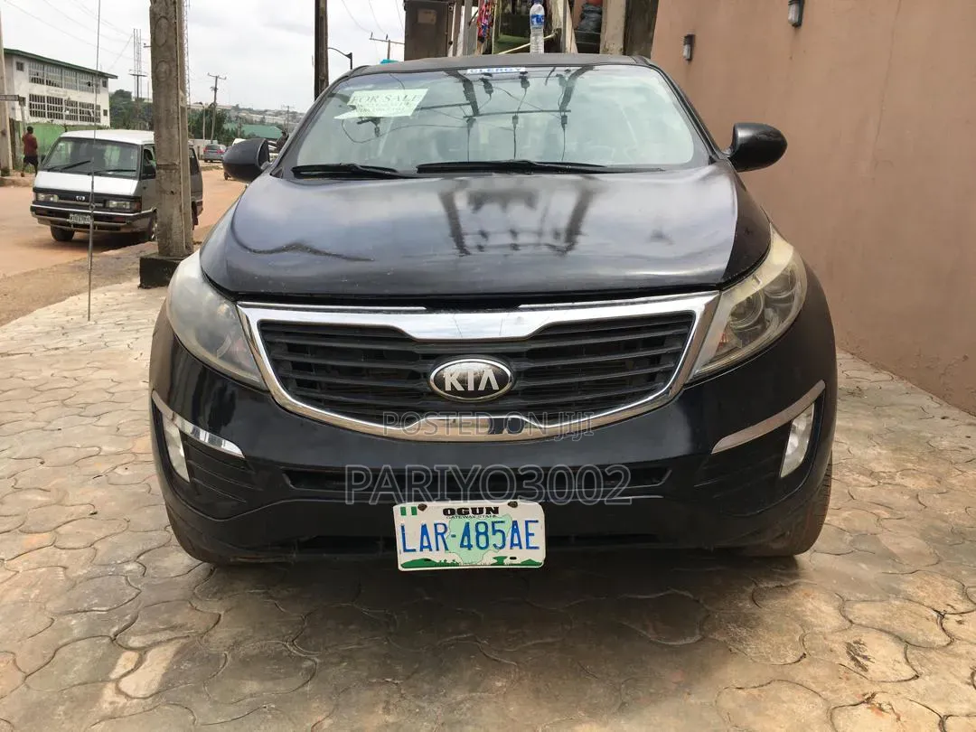 Kia Sportage 2.0 L 4WD 2009 Black