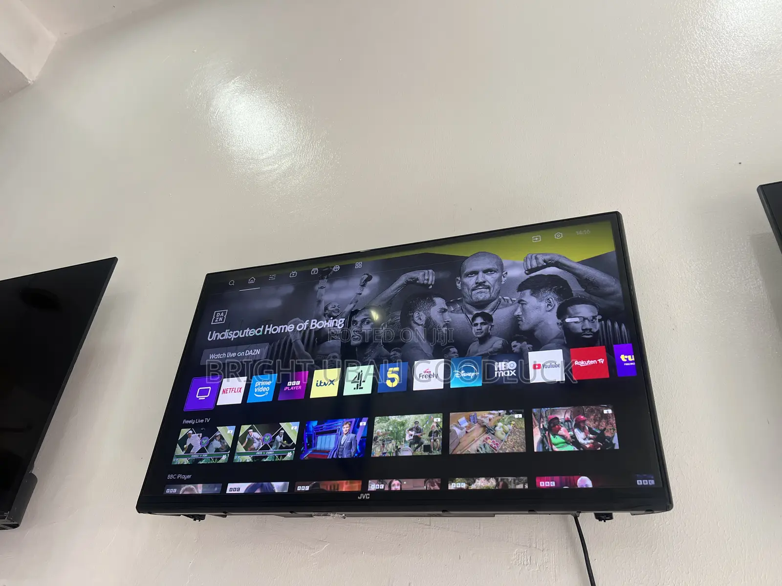 JVC 32 Inches Full Smart TV With Mirror Casting Free Netflix Acct