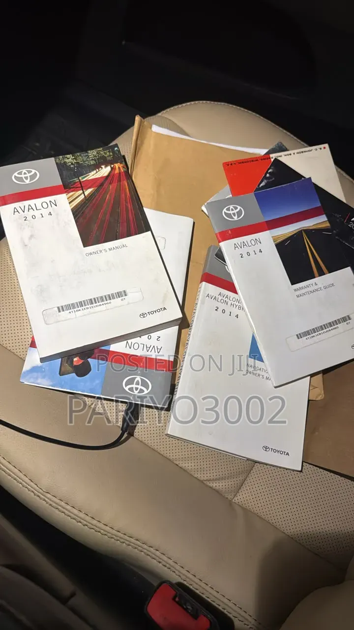 Toyota Avalon 2014 Brown
