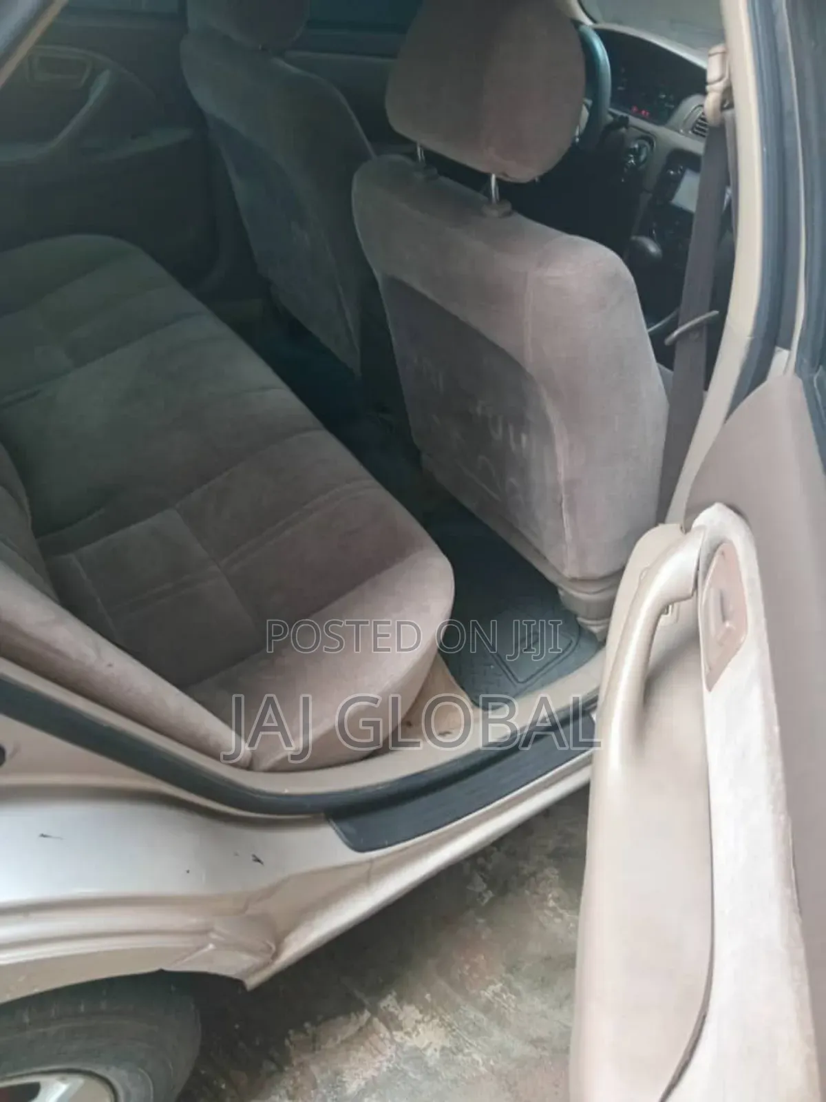 Toyota Camry 2001 Gold