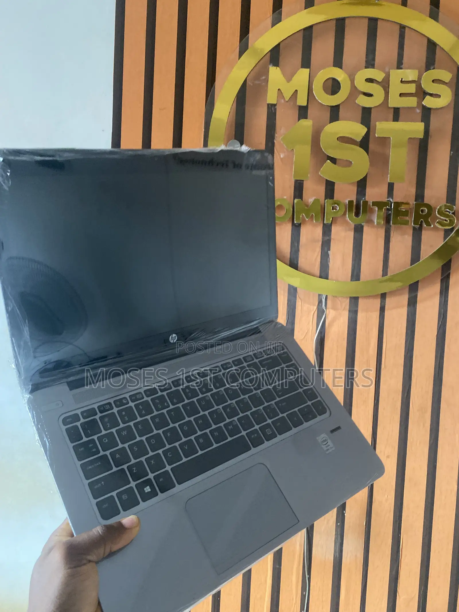 New Laptop HP 8GB Intel Core i7 SSD 128GB