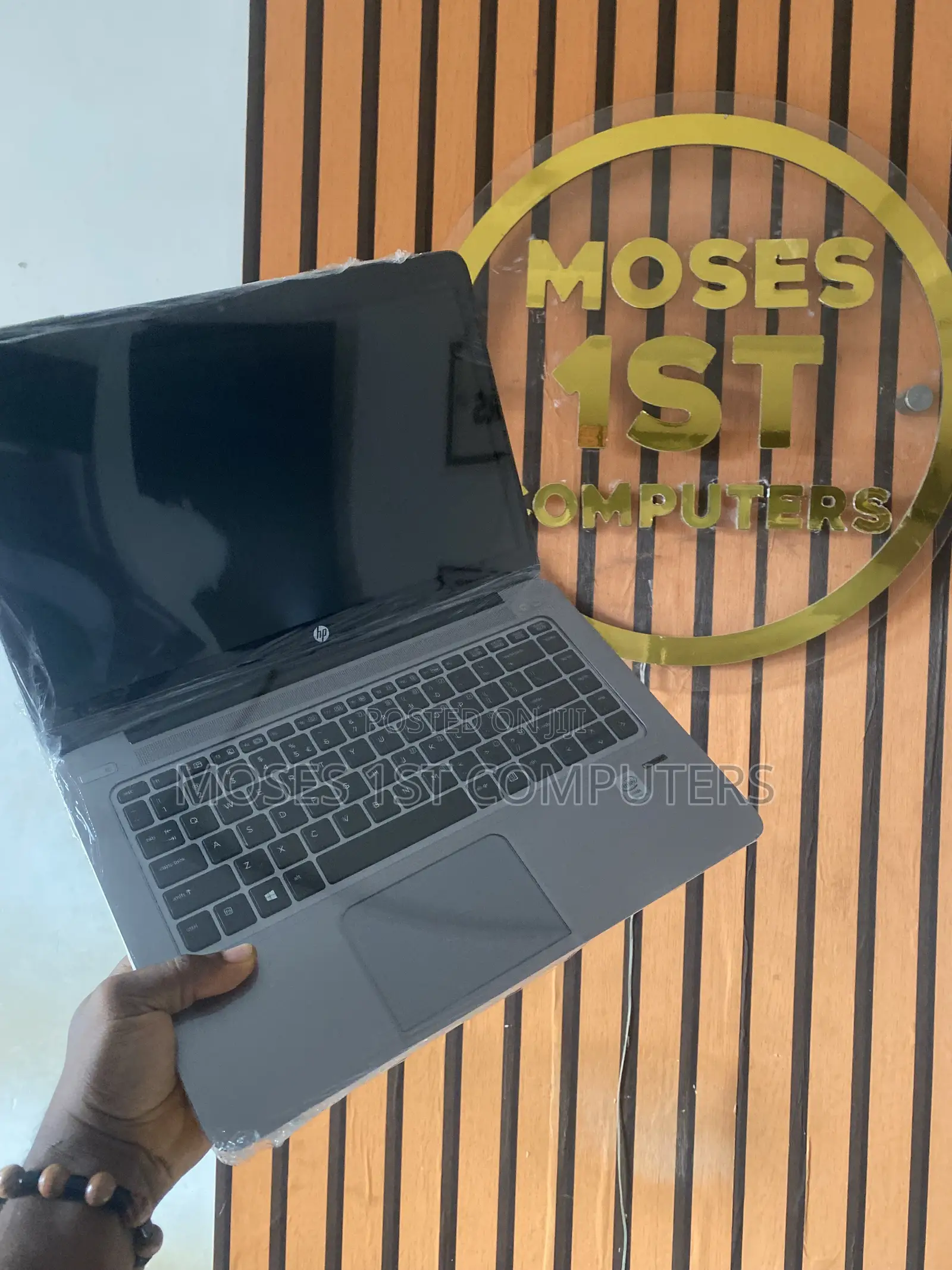 New Laptop HP 8GB Intel Core i7 SSD 128GB