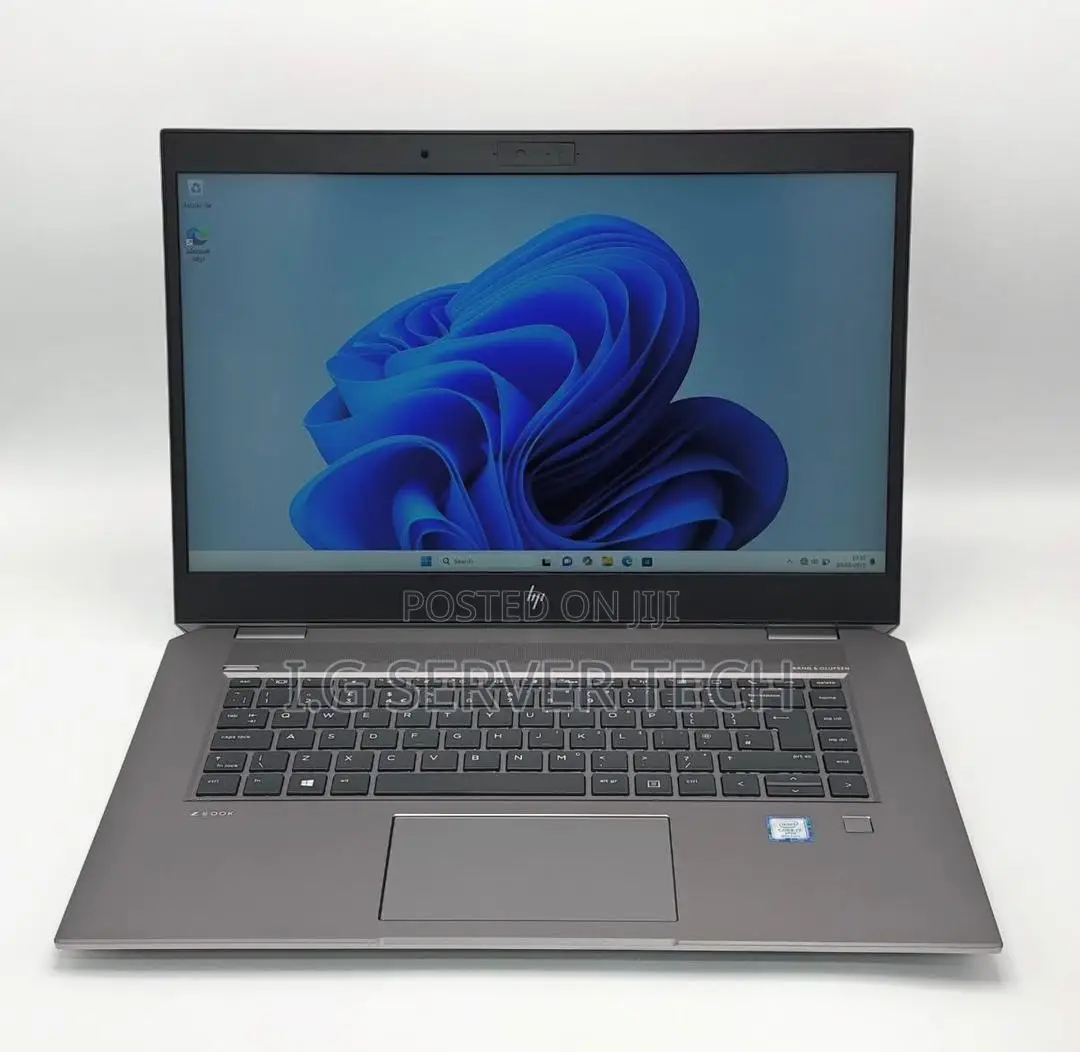 Laptop HP ZBook Studio G5 32GB Intel Xeon SSD 512GB