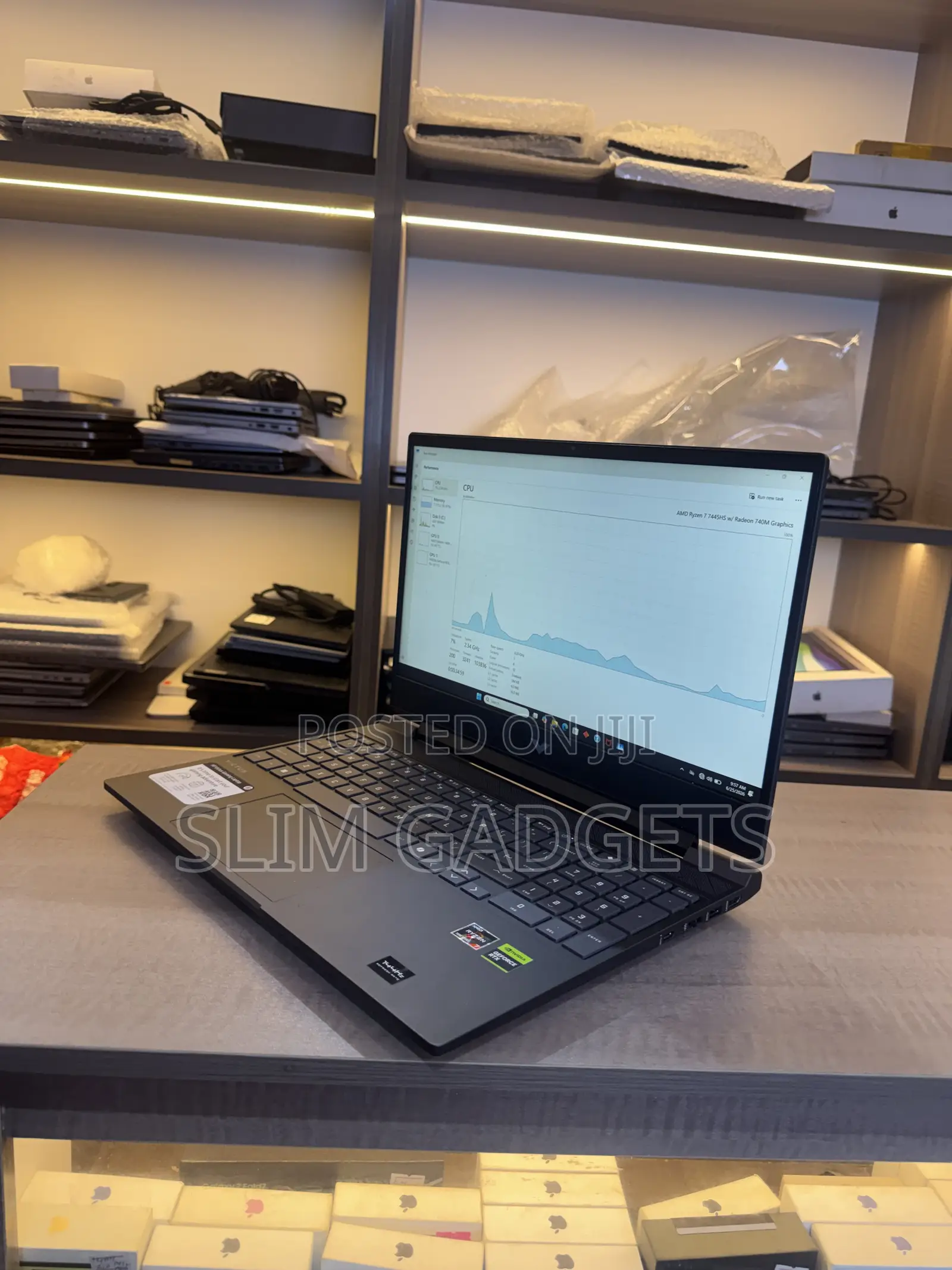 Laptop HP Victus 15 16GB AMD Ryzen 7 SSD 512GB