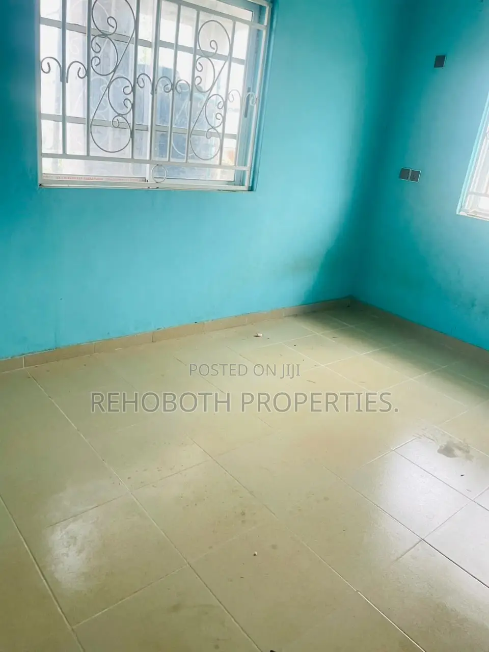 3bdrm Apartment in Abeese Elebu, Akala Express for rent