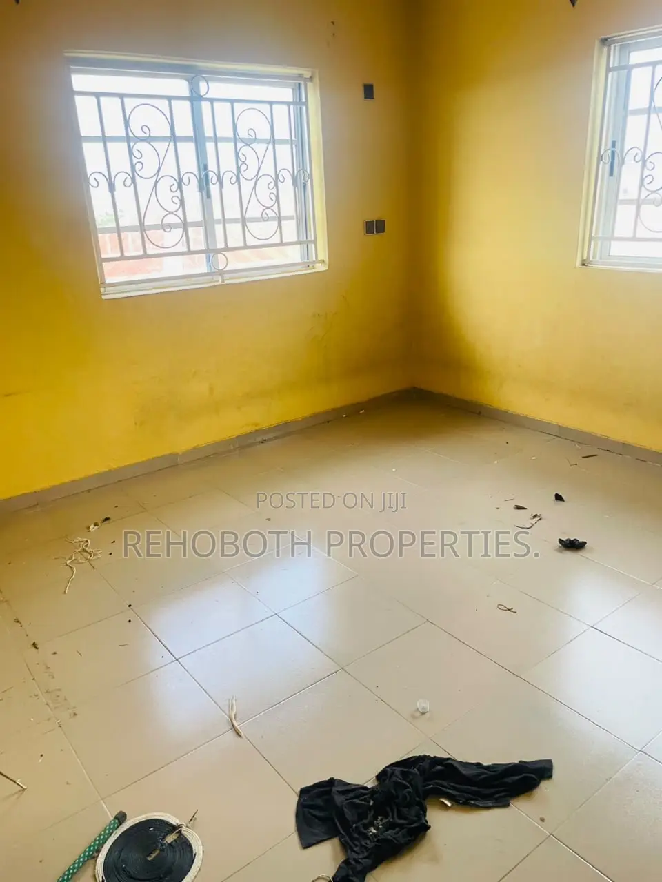 3bdrm Apartment in Abeese Elebu, Akala Express for rent