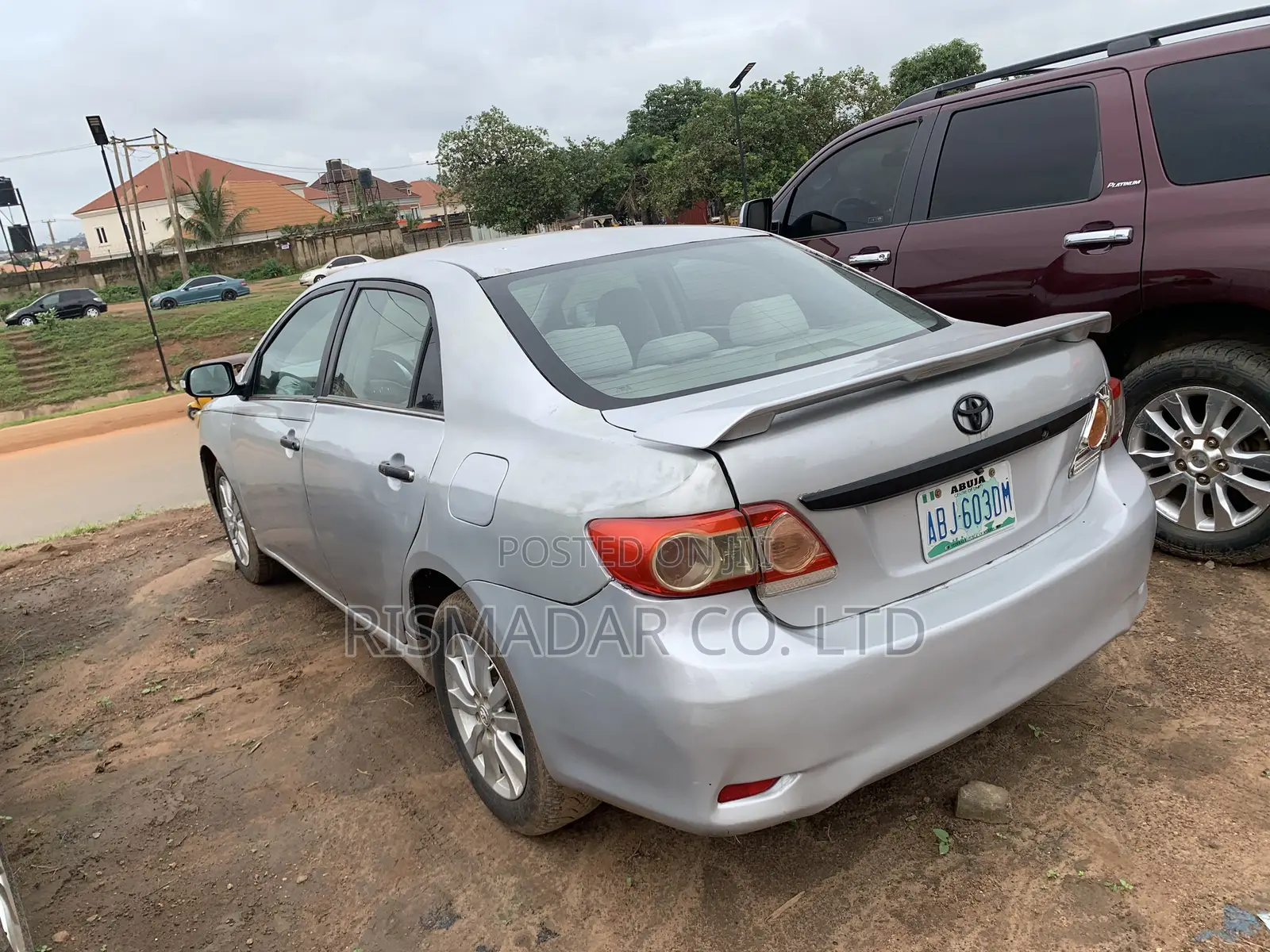 Toyota Corolla LE Special Edition 4dr Sedan (1.8L 4cyl 4A) 2013 Silver
