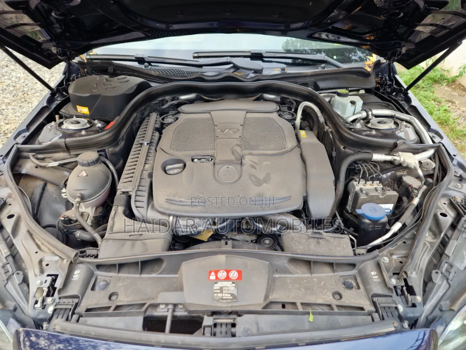 Mercedes-Benz E350 2016 Blue