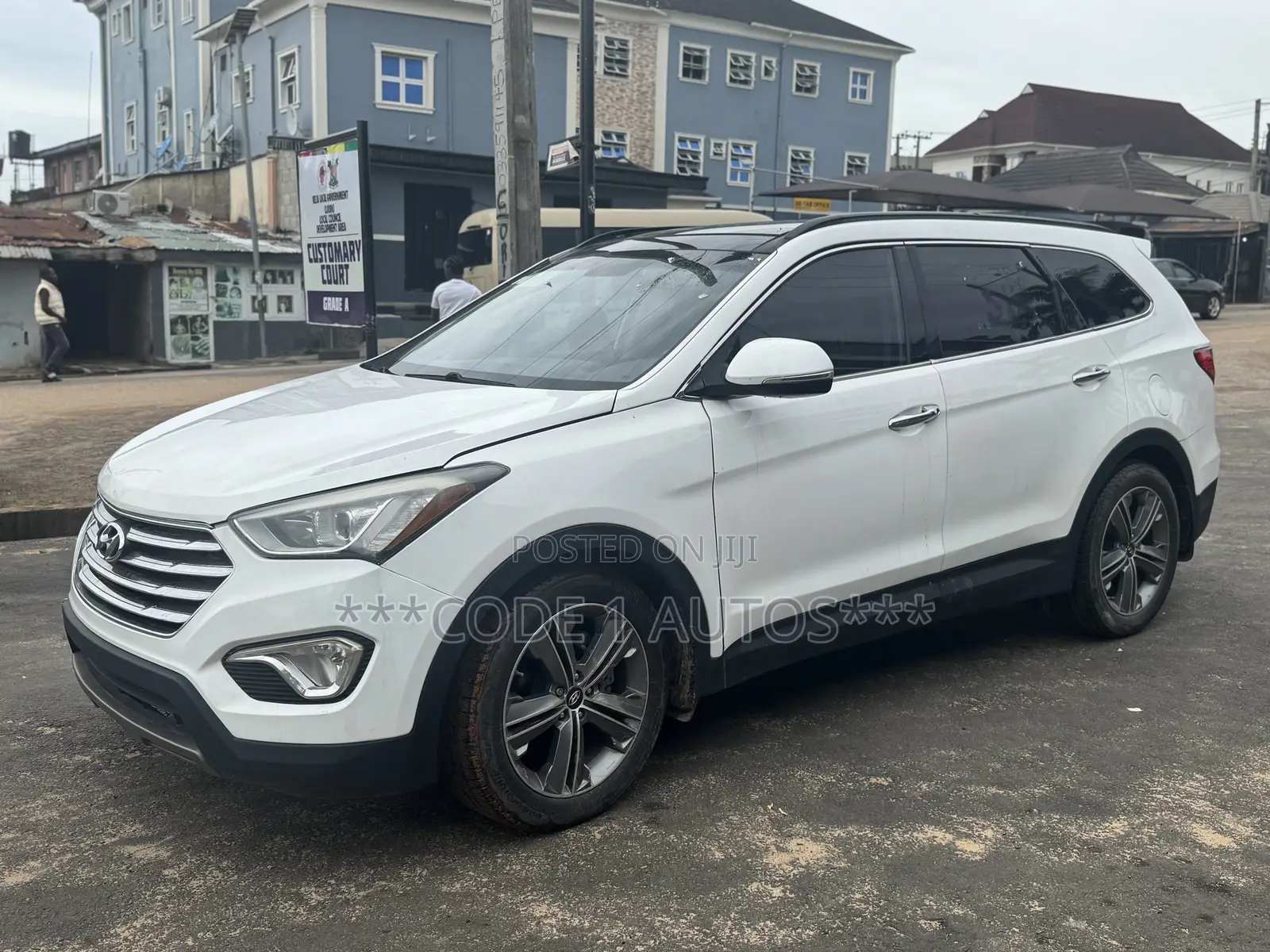 Hyundai Santa Fe Limited 4dr SUV (3.3L 6cyl 6A) 2015 White