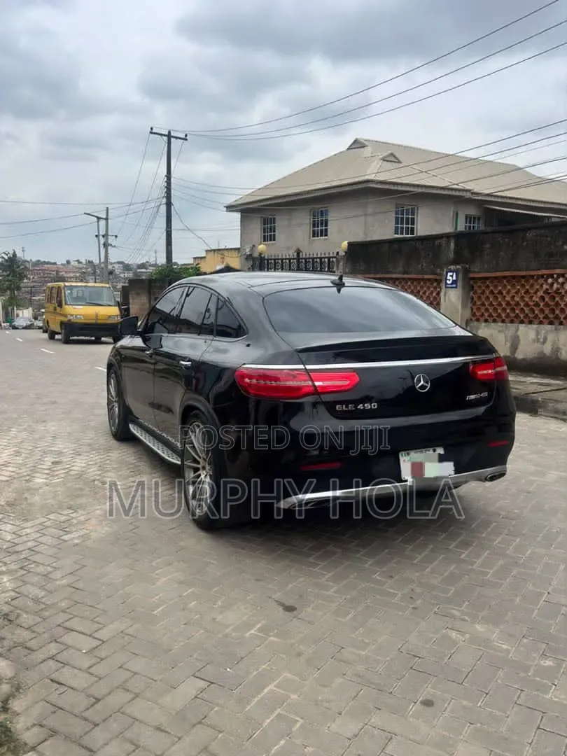 Mercedes-Benz GLE-Class 2016 Black