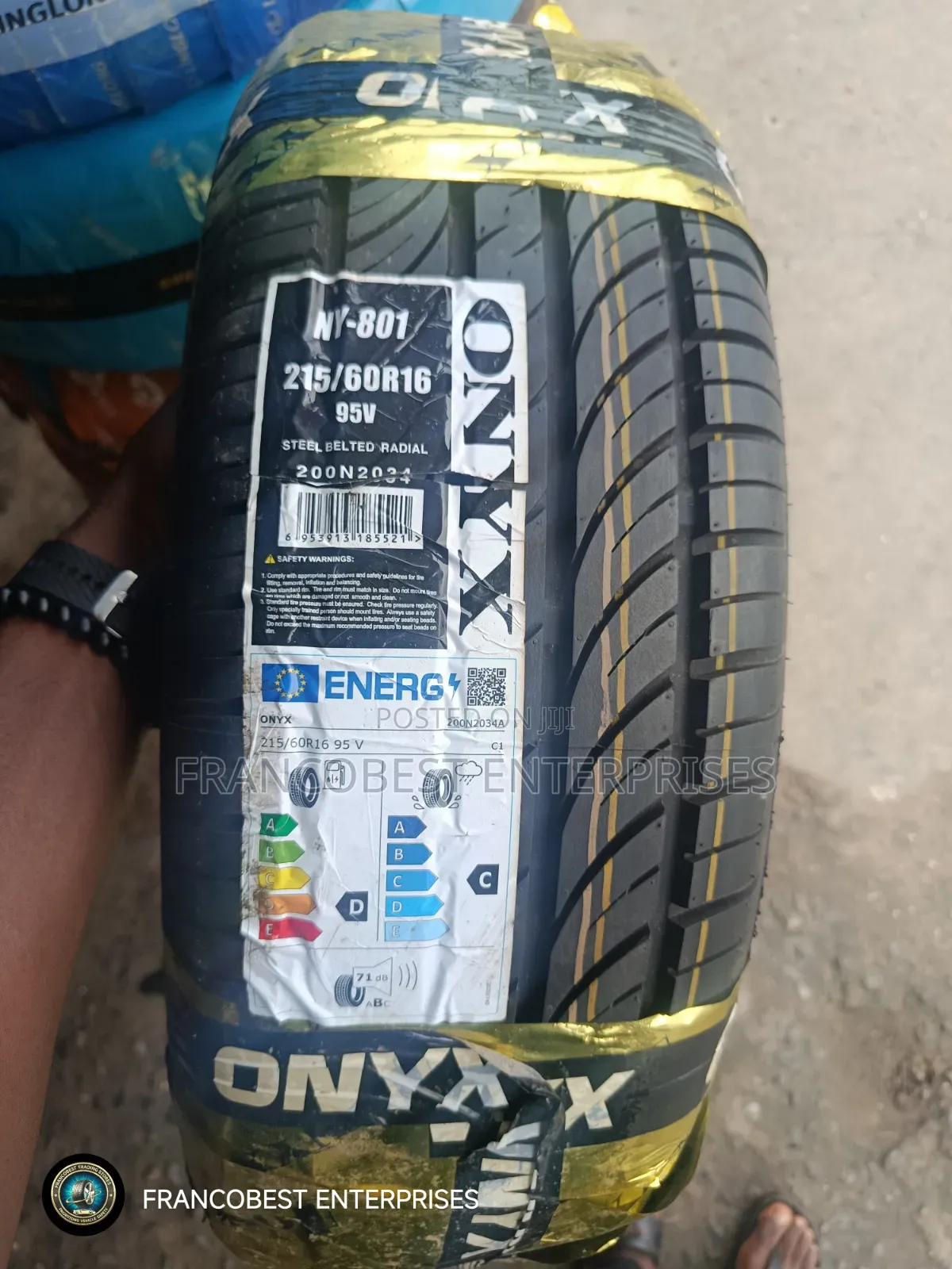 215/60r16 Onyx Tyre