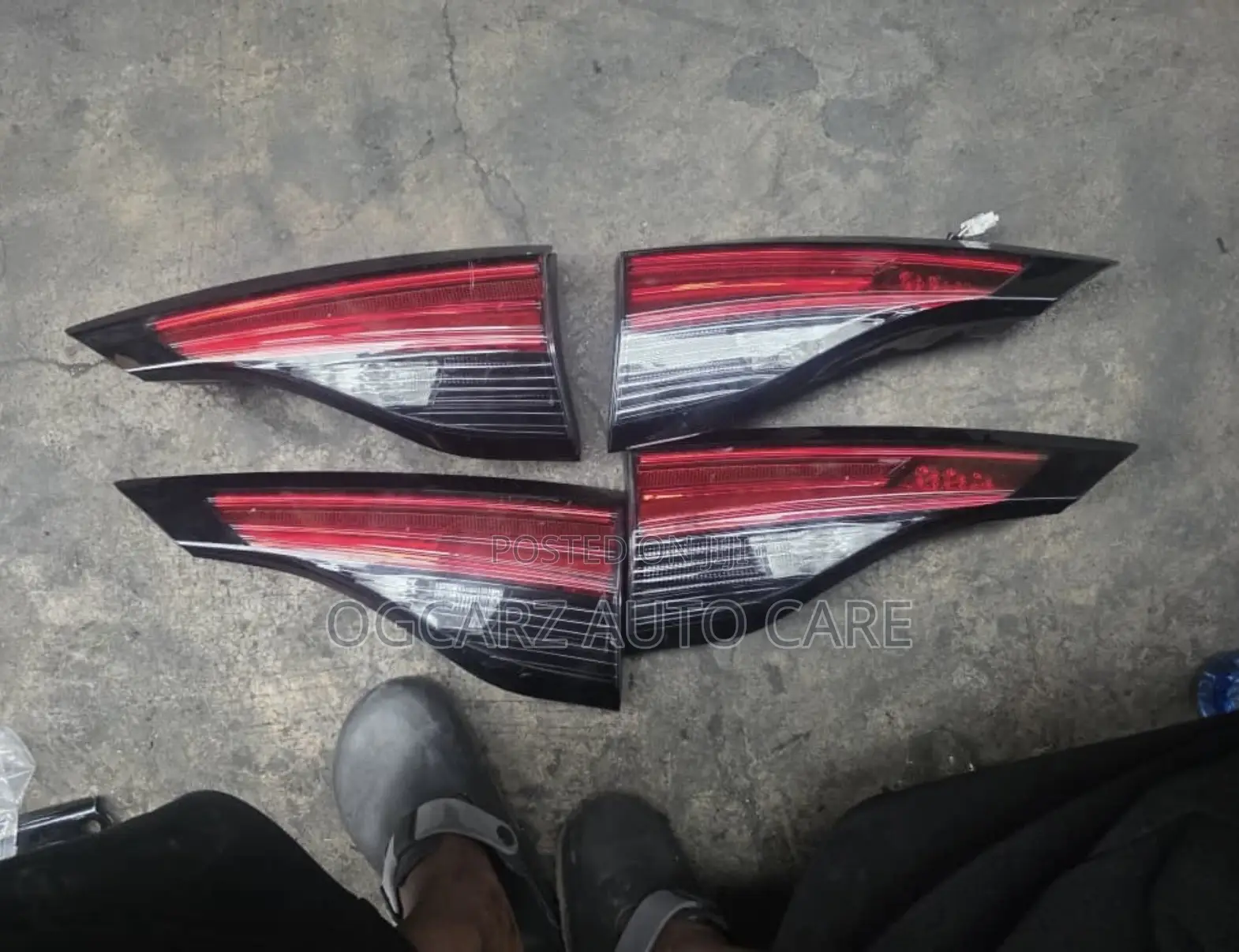 Back Light Sienna 2021 / 2023 / 2024 / 2025 Available Now
