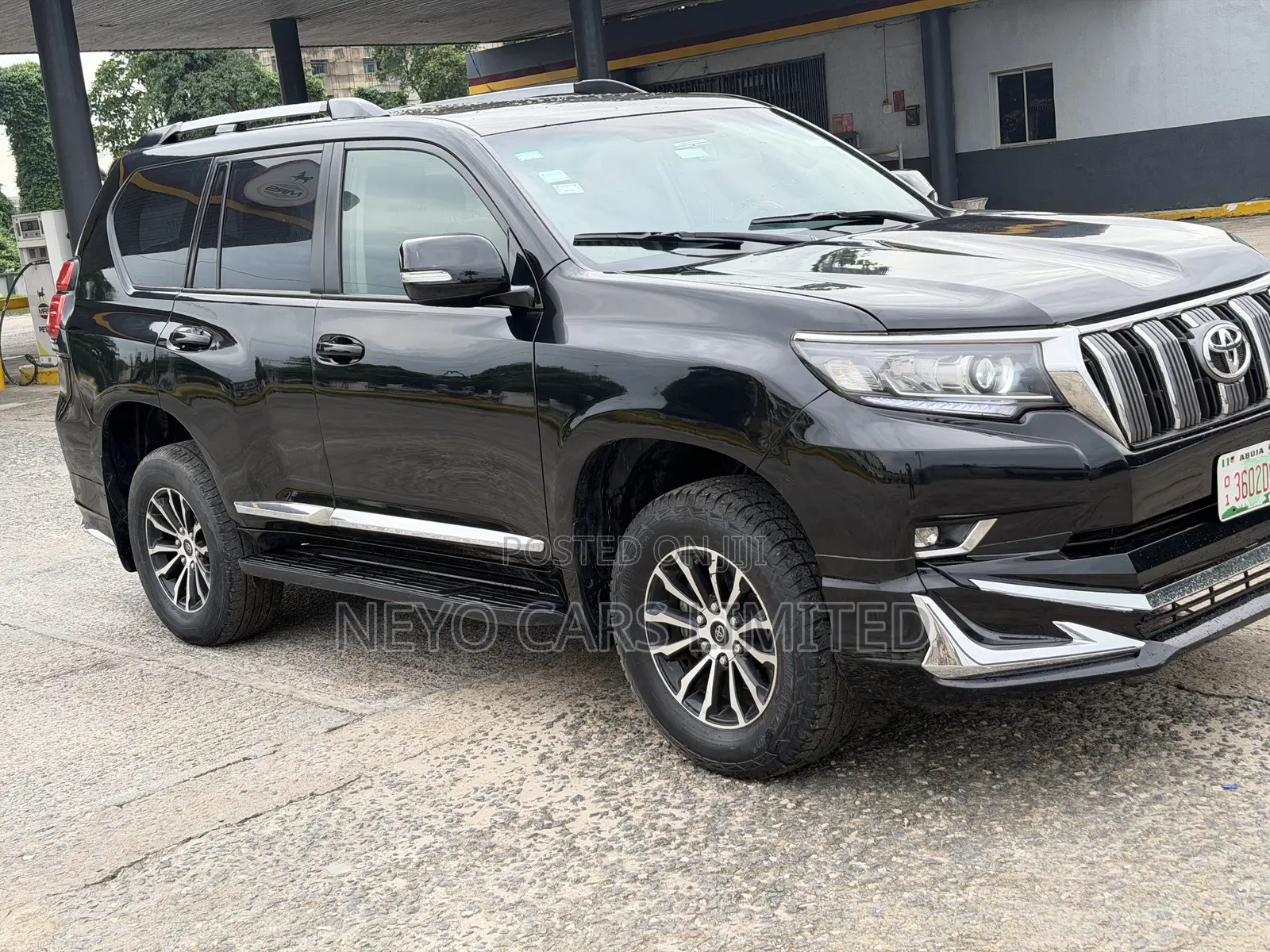 Toyota Land Cruiser Prado 4.0 Petrol TX-L 2012 Black