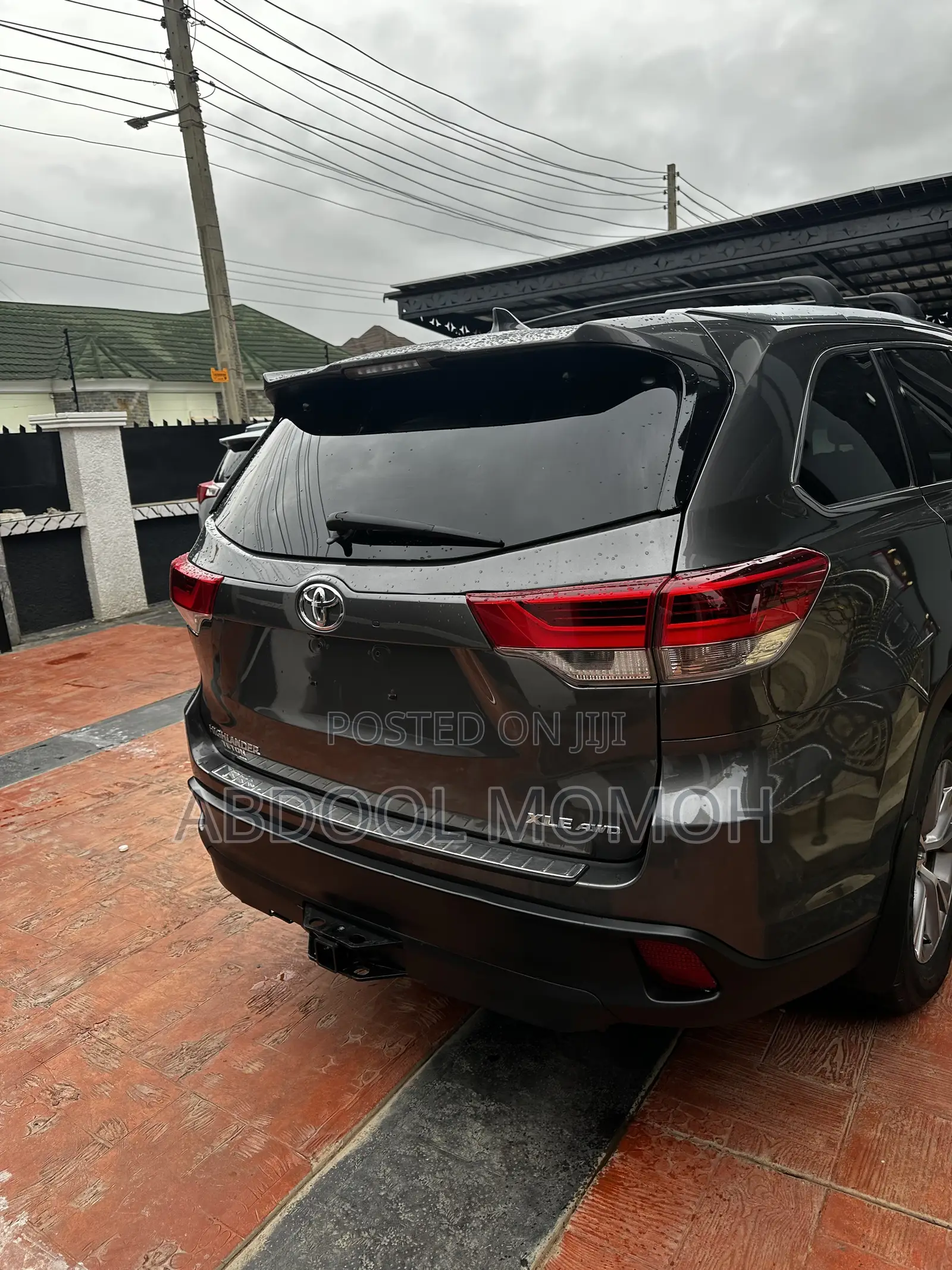Toyota Highlander XLE V6 4x4 (3.5L 6cyl 6A) 2016 Gray