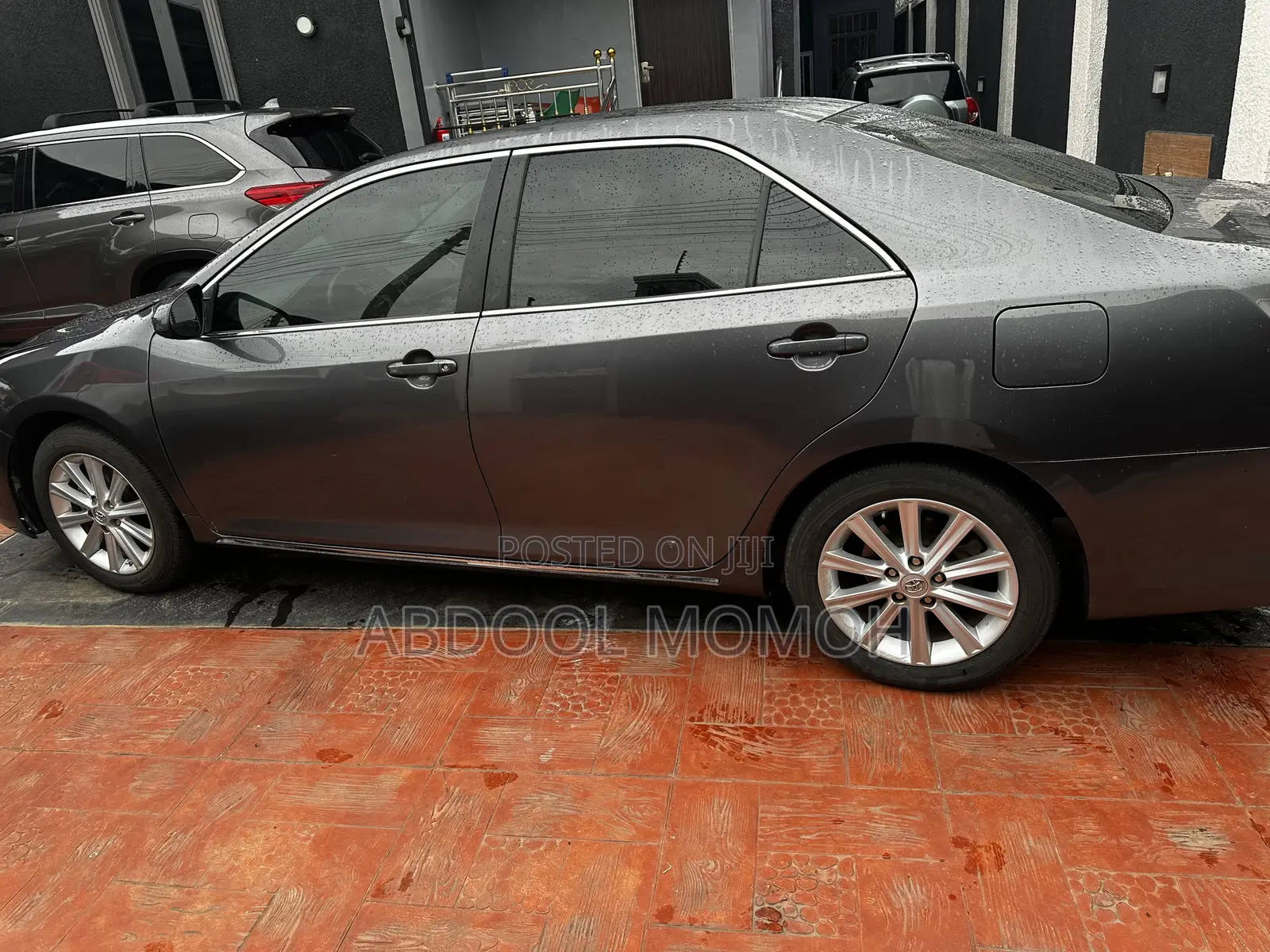 Toyota Camry XLE 4dr Sedan (2.5L 4cyl 6A) 2014 Gray