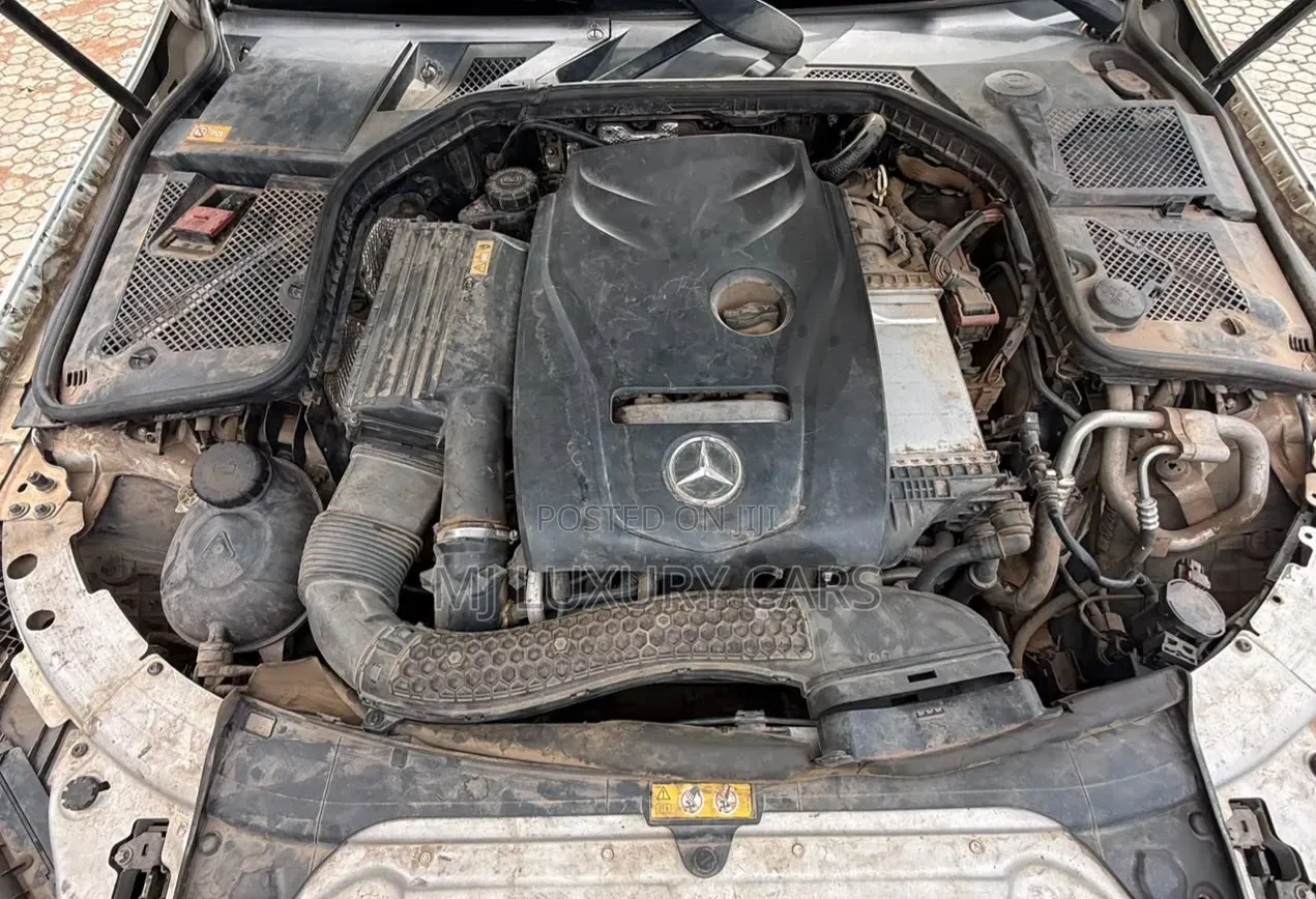 Mercedes-Benz C300 2015 White