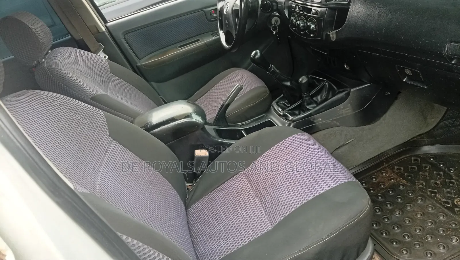 Toyota Hilux 2016 White