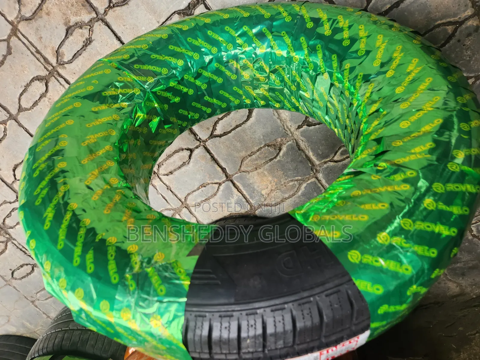 235/65r16c Motomaster