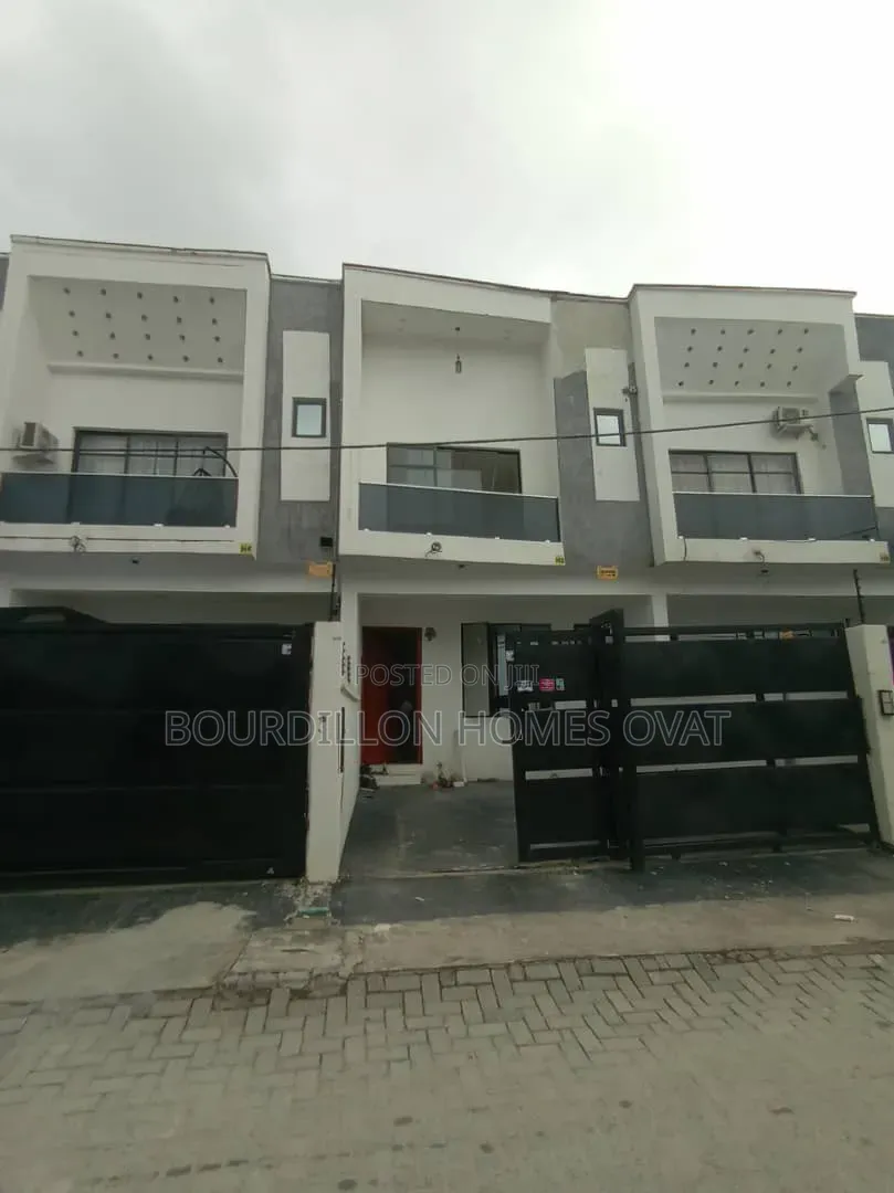 4bdrm Duplex in Ikota for rent