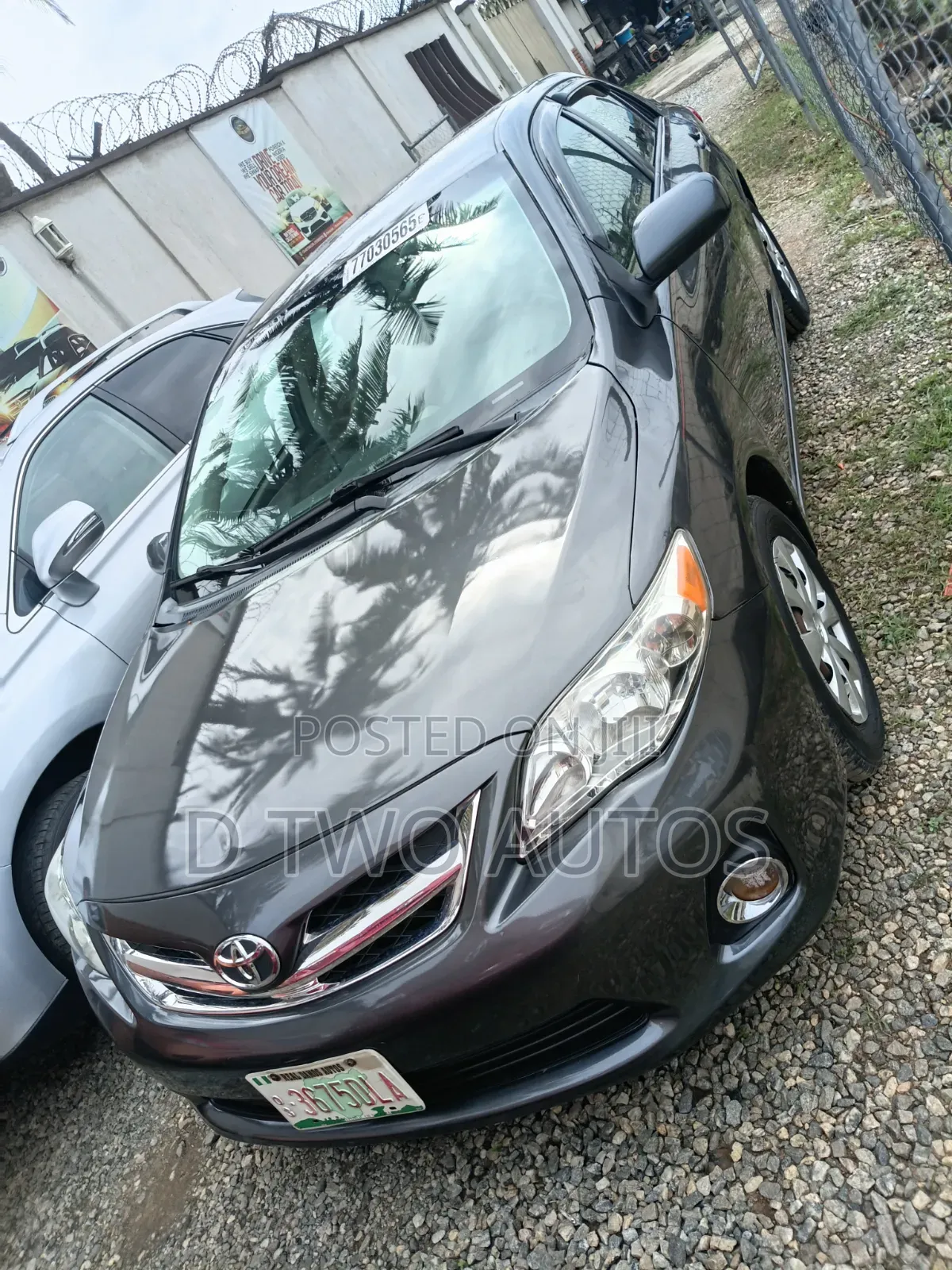 Toyota Corolla LE 4dr Sedan (1.8L 4cyl 4A) 2011 Gray