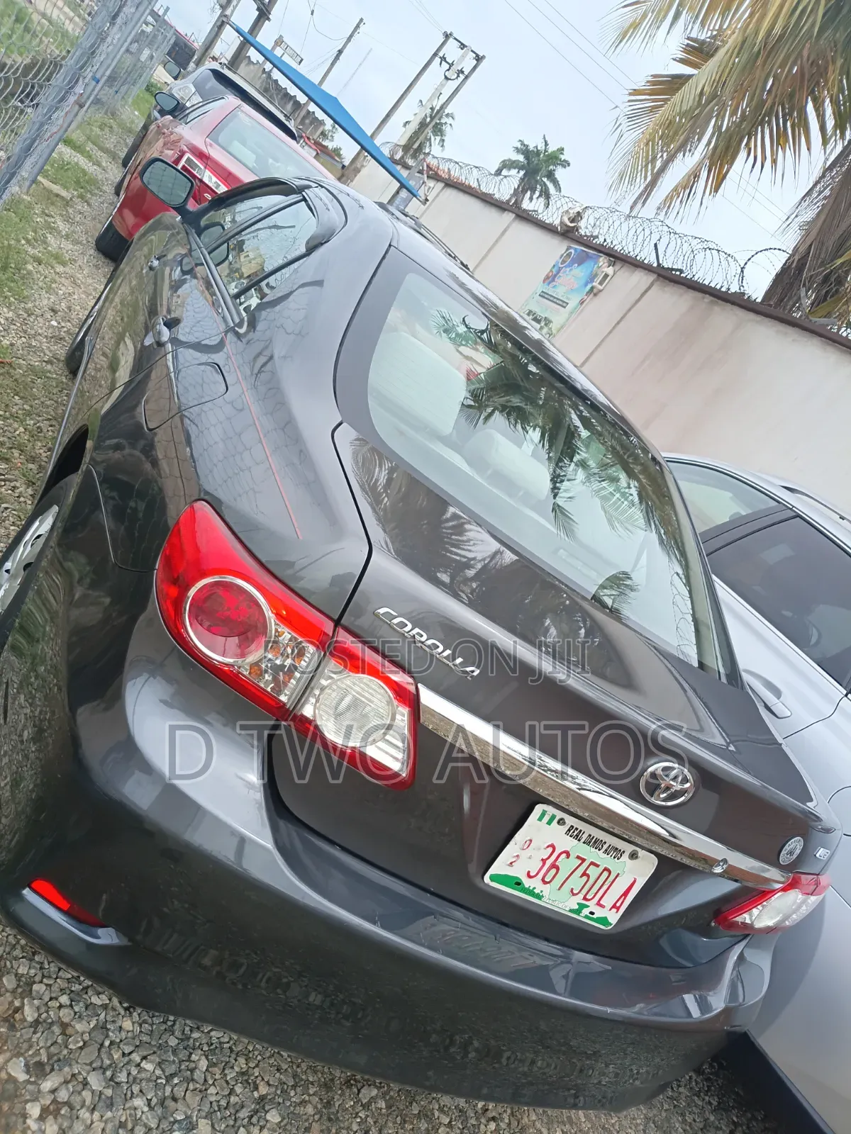 Toyota Corolla LE 4dr Sedan (1.8L 4cyl 4A) 2011 Gray
