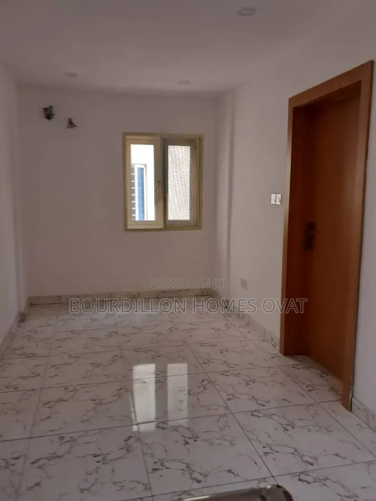 5bdrm Duplex in Idado Estate Lekki for sale