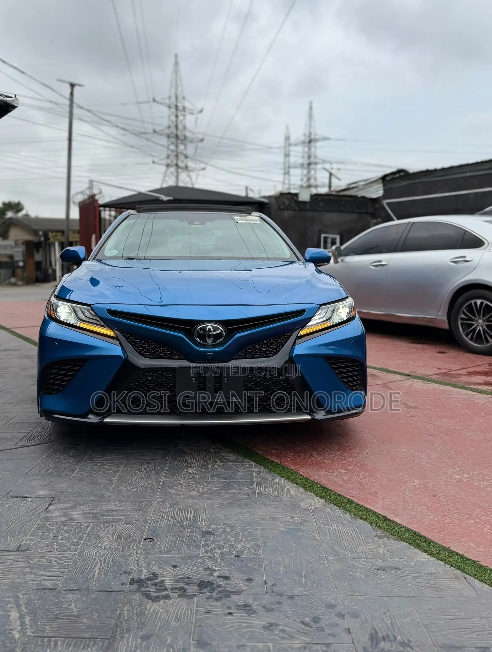 Toyota Camry XSE V6 FWD (3.5L 6cyl 8AM) 2018 Blue