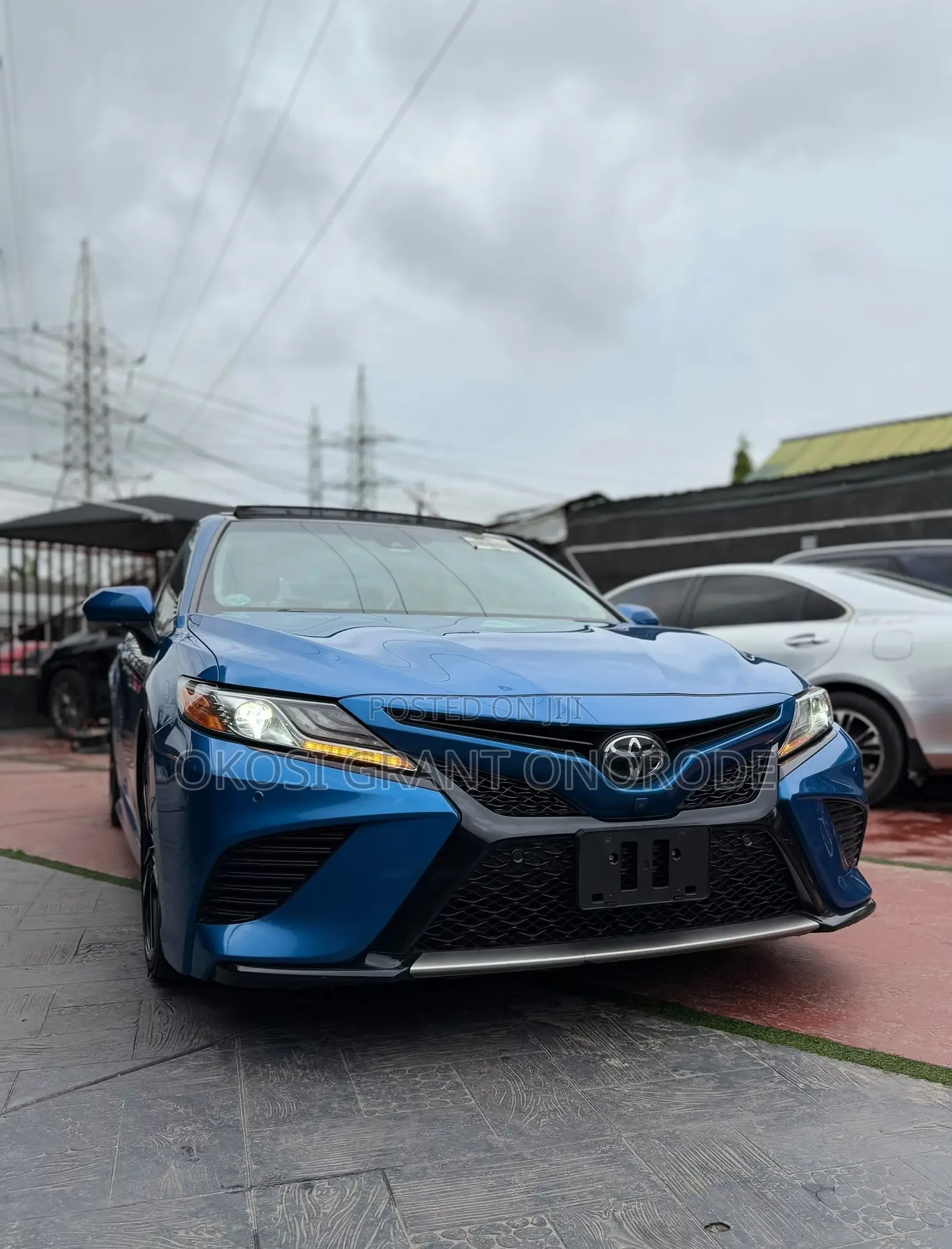 Toyota Camry XSE V6 FWD (3.5L 6cyl 8AM) 2018 Blue