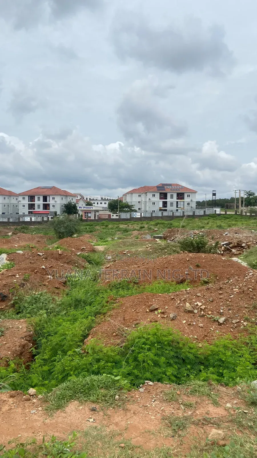3bdrm Block of Flats in Marry Louise Estate, Mbora for sale