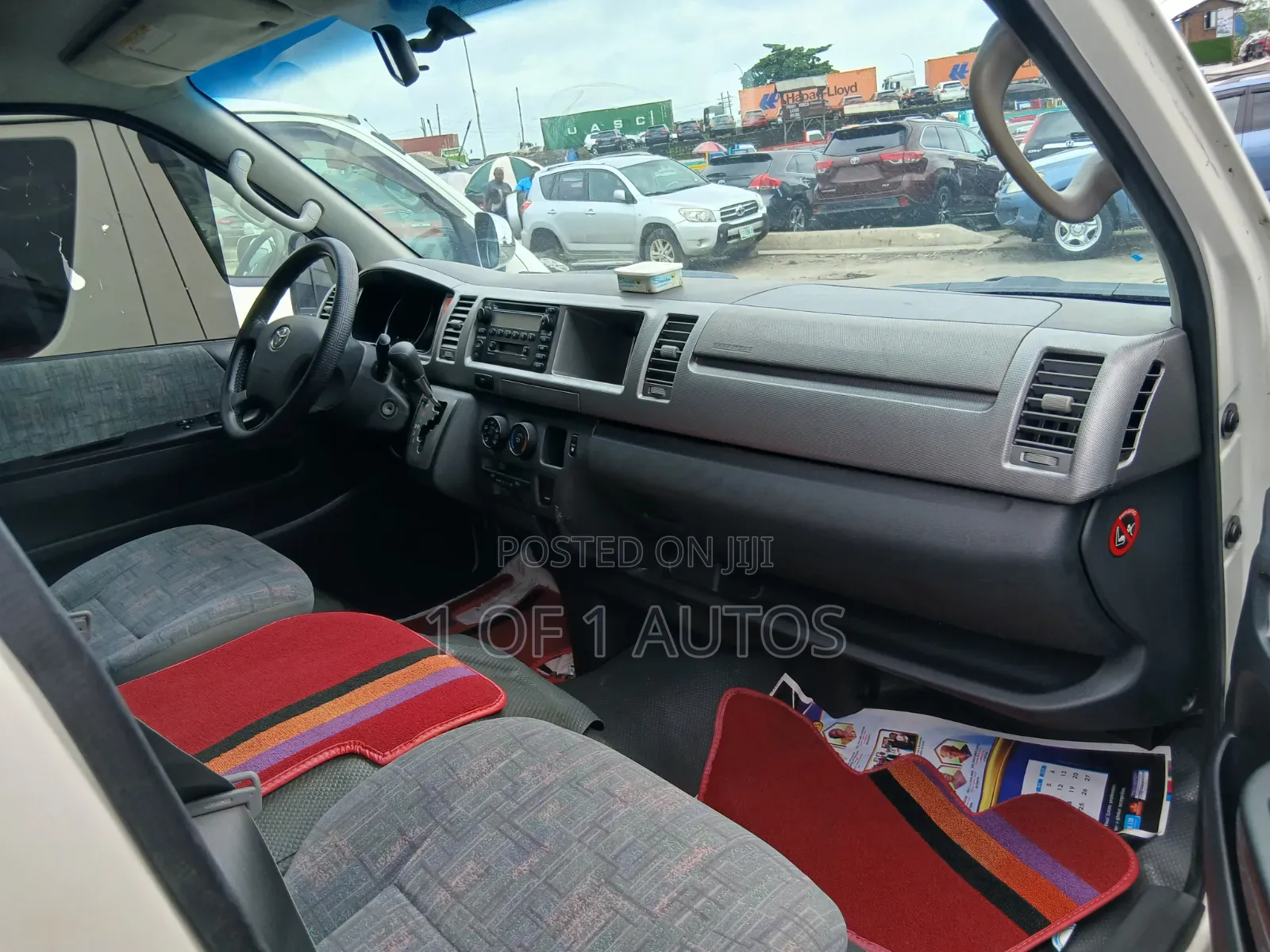 Toyota HiAce 2016 White